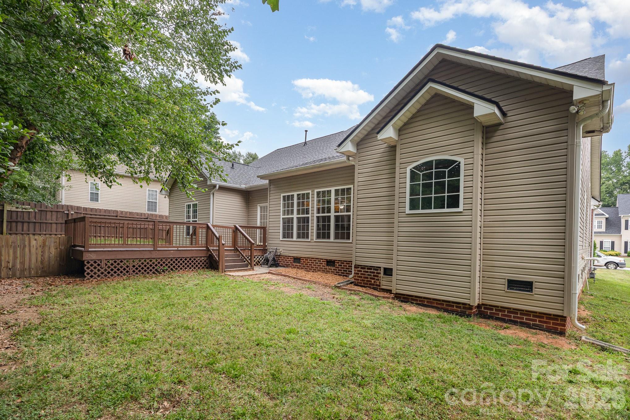 7508 Turkey Trot Drive — Stanley