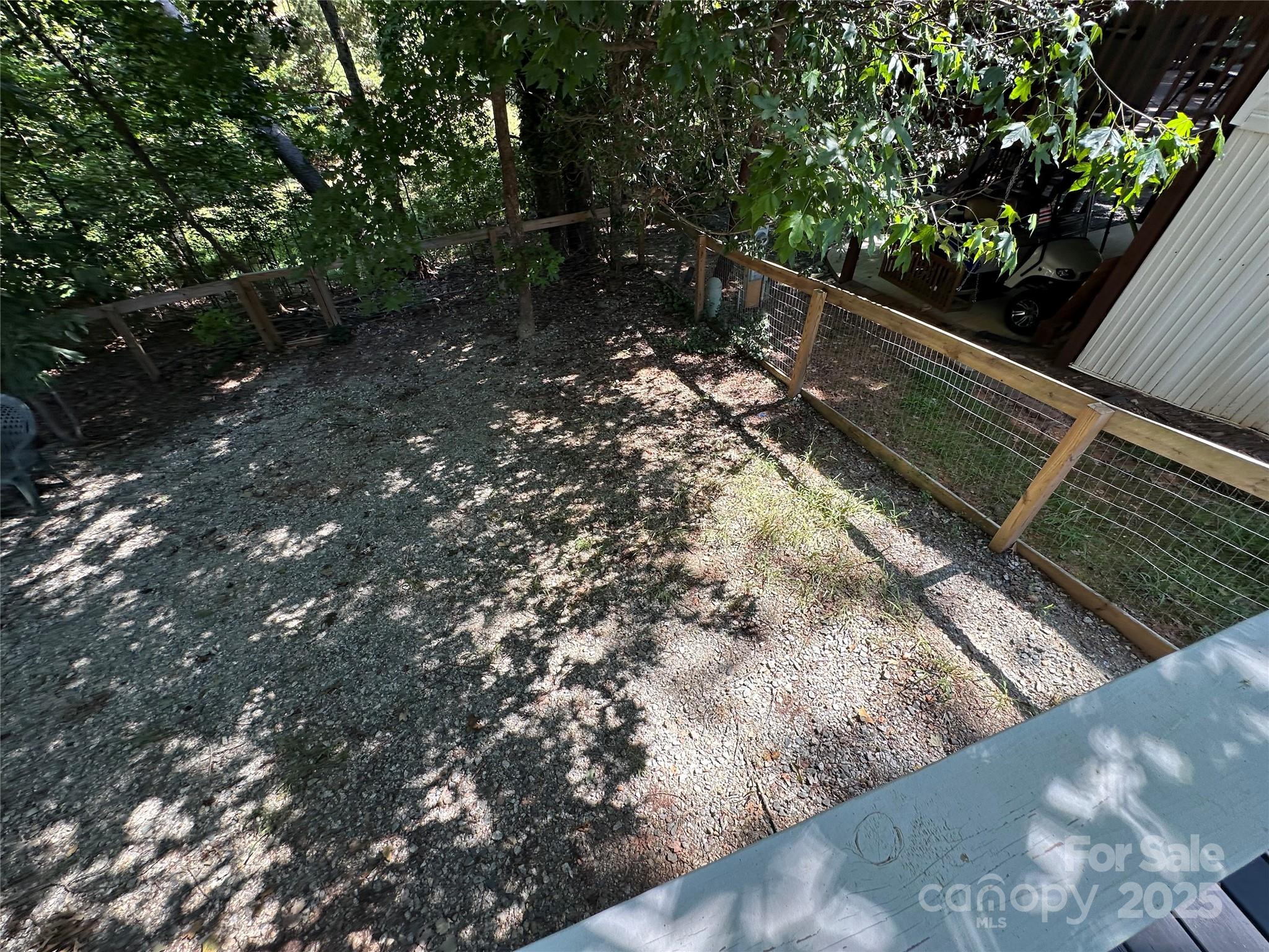 114 Meadowview Circle — New London