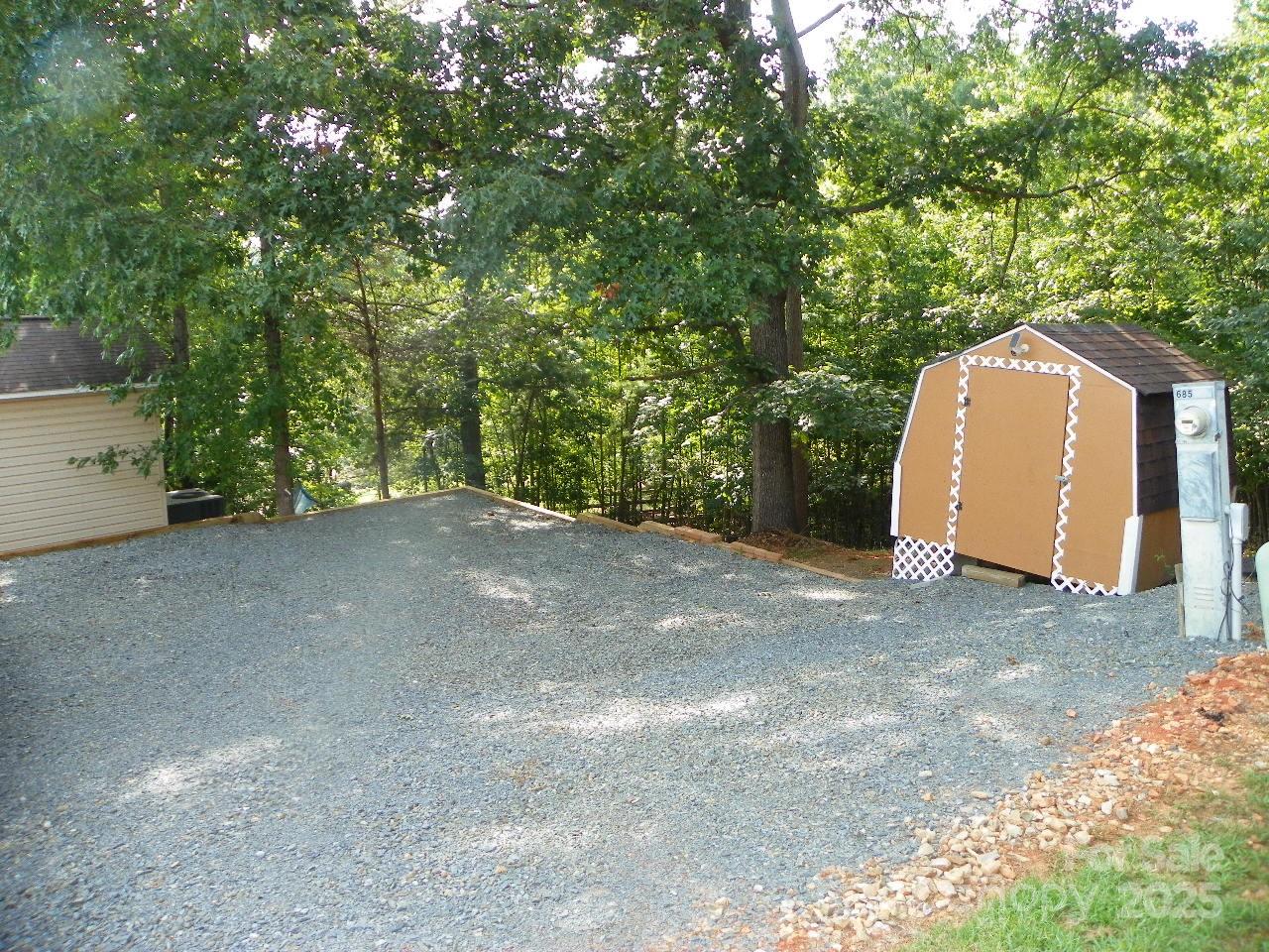 218 Cardinal Drive — New London