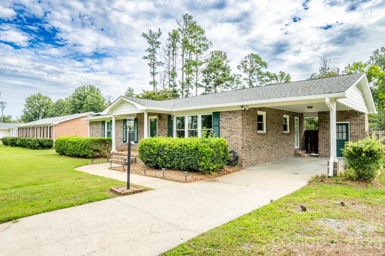 753 Schuyler Drive — Rock Hill