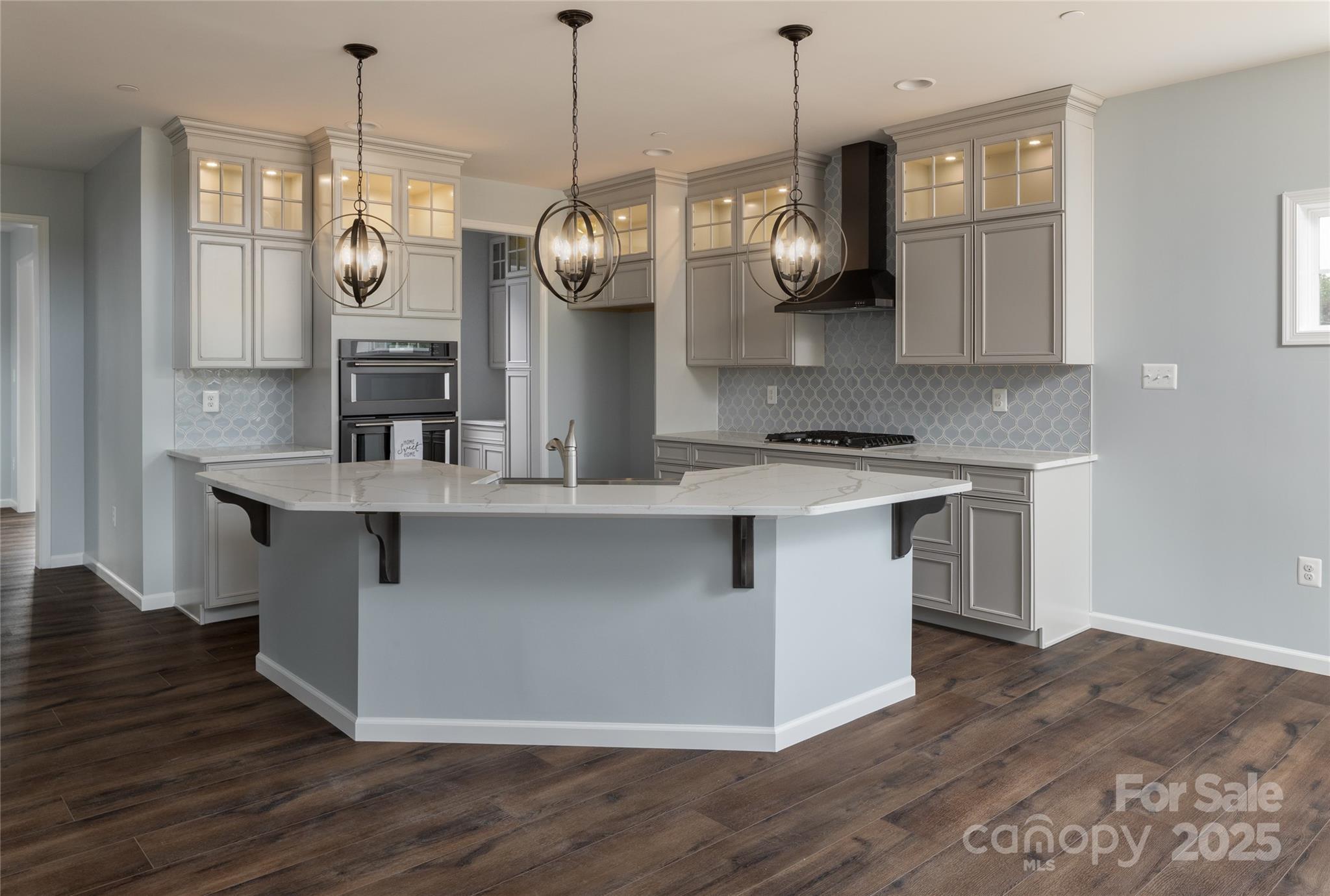 7601 Babe Stillwell Farm Road — Huntersville