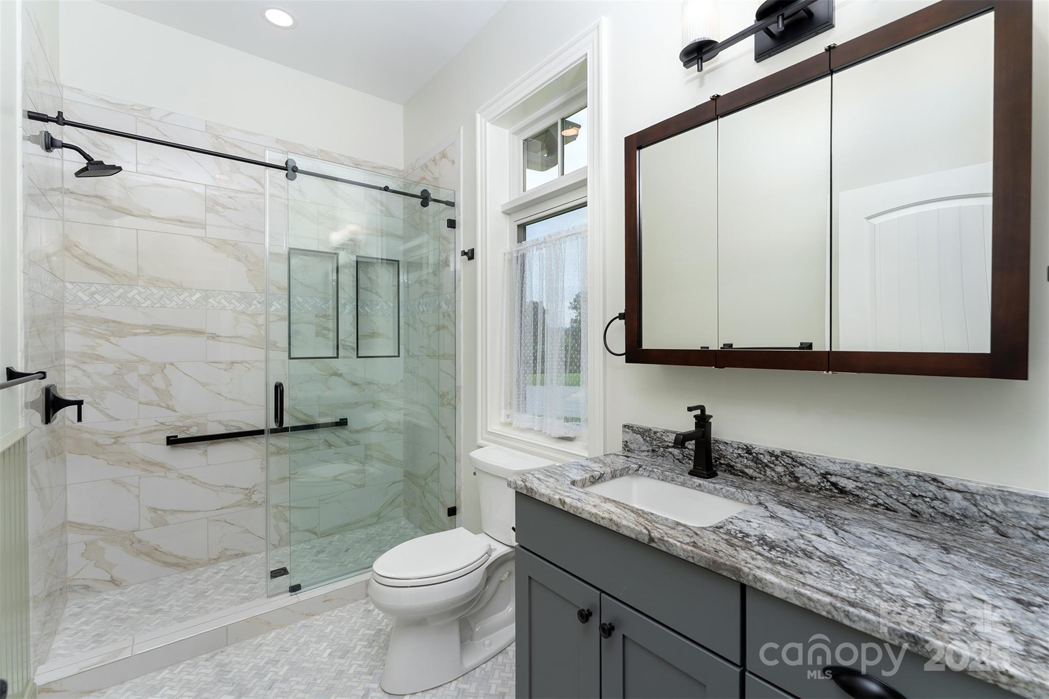 326 Golden Valley Drive — Hendersonville