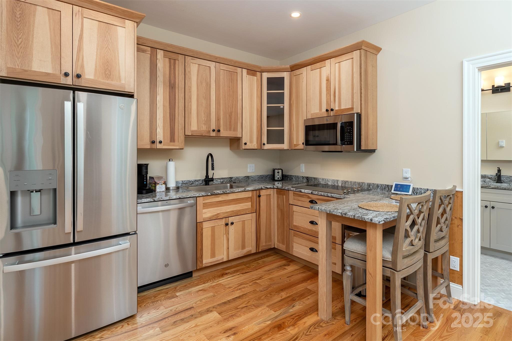 326 Golden Valley Drive — Hendersonville