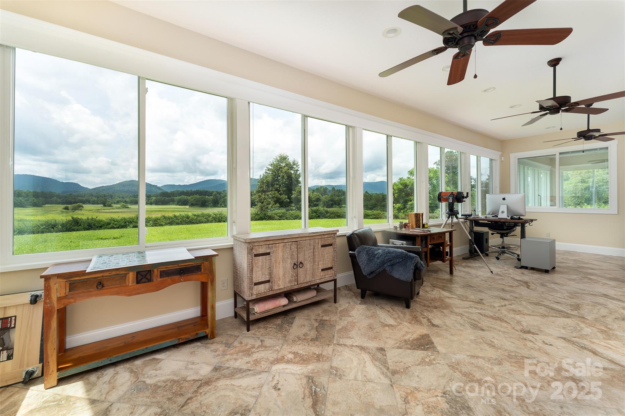 326 Golden Valley Drive — Hendersonville