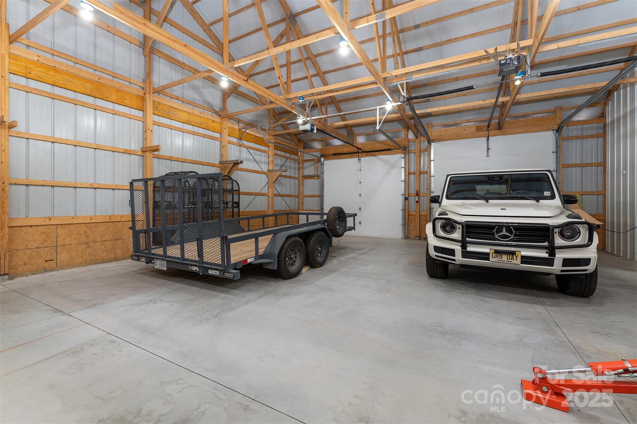 326 Golden Valley Drive — Hendersonville