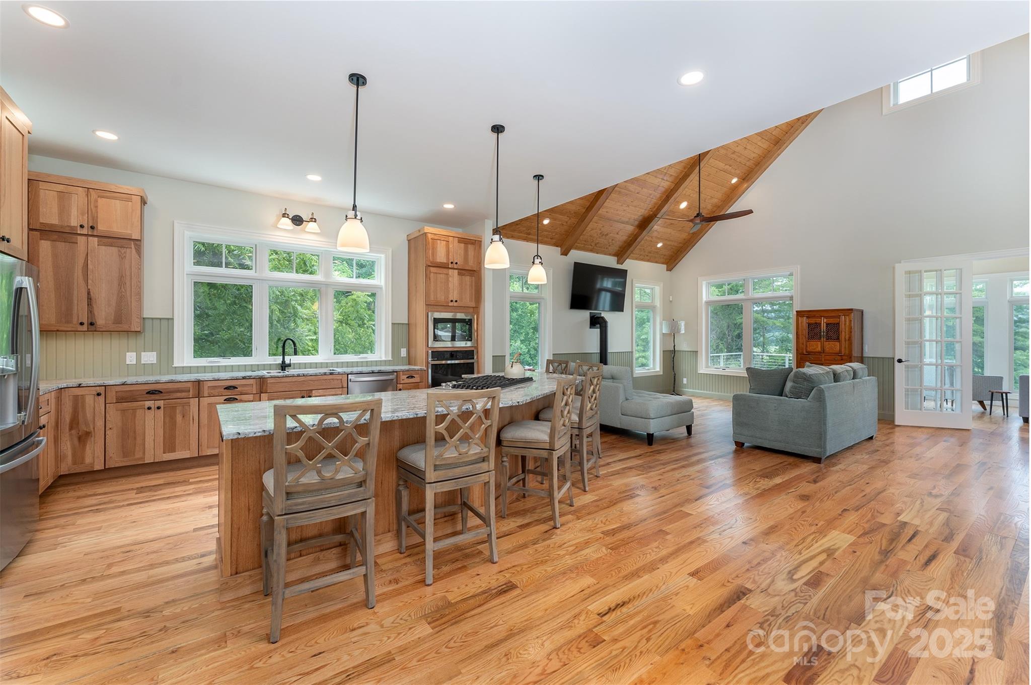 326 Golden Valley Drive — Hendersonville