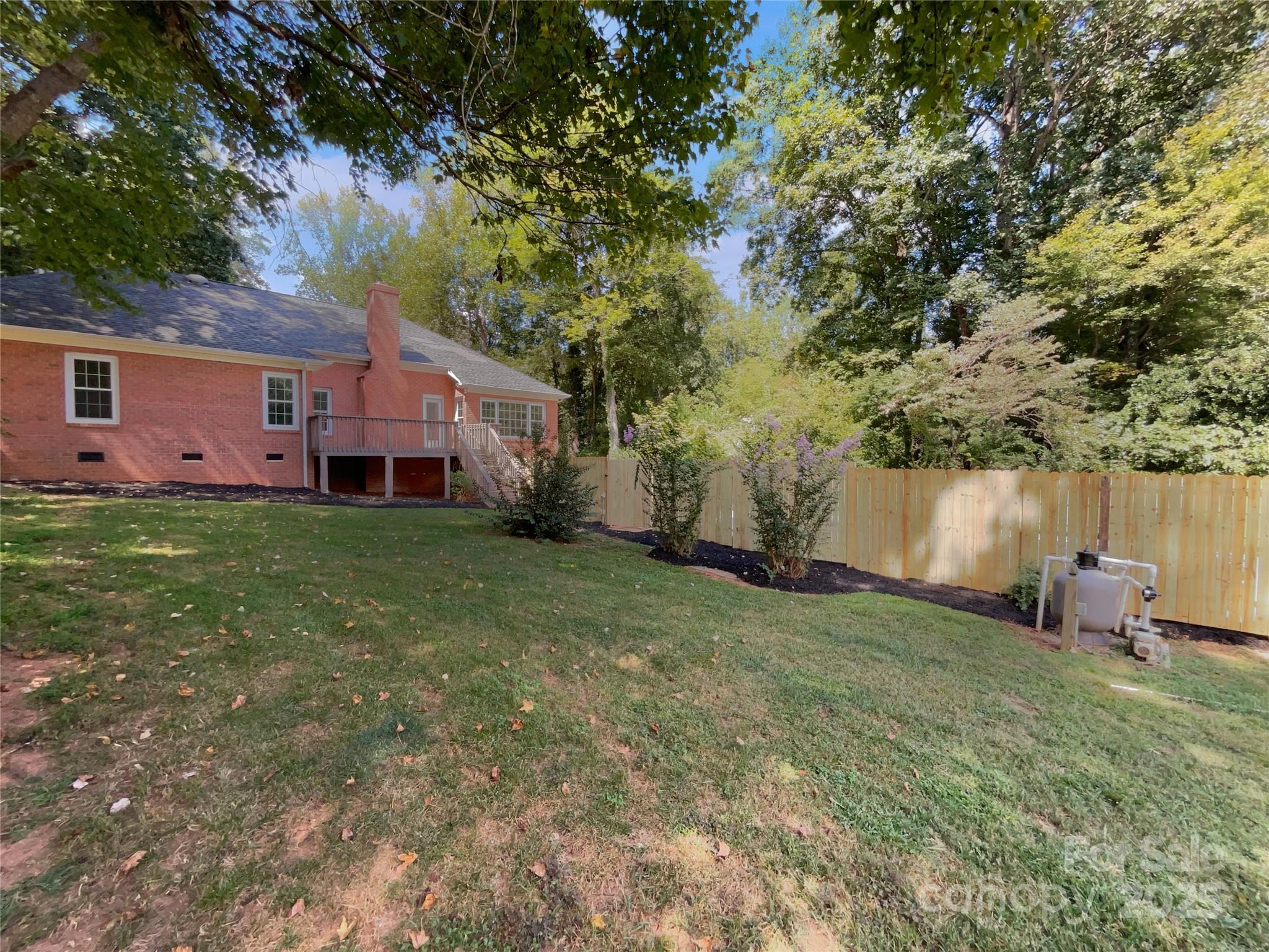 8117 Shannon Woods Lane — Matthews