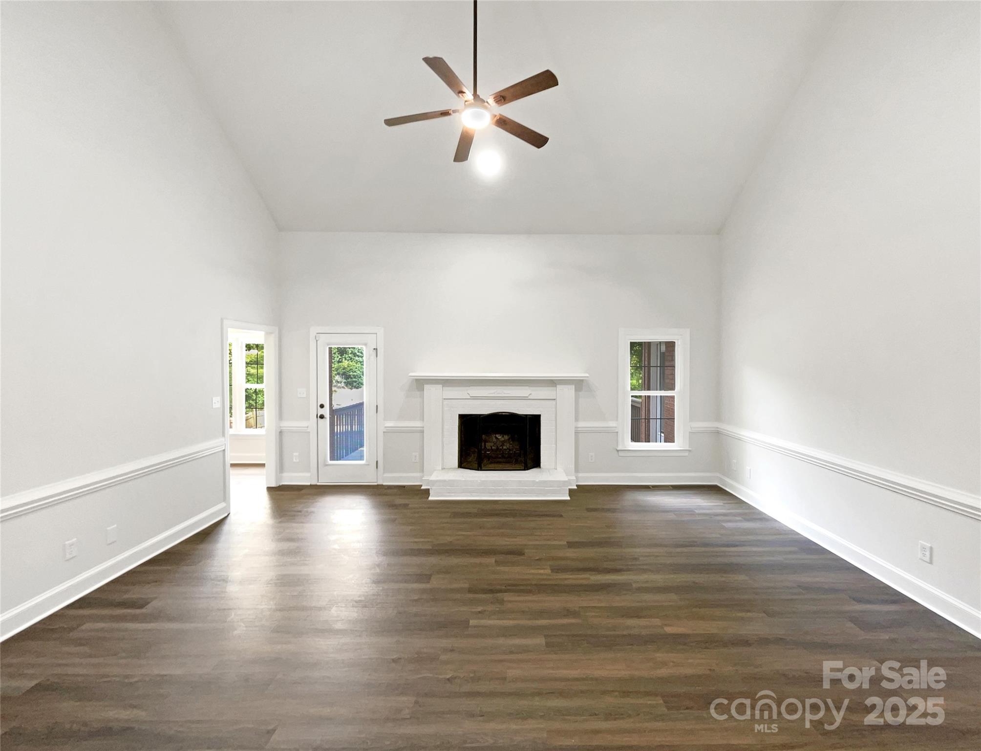 8117 Shannon Woods Lane — Matthews