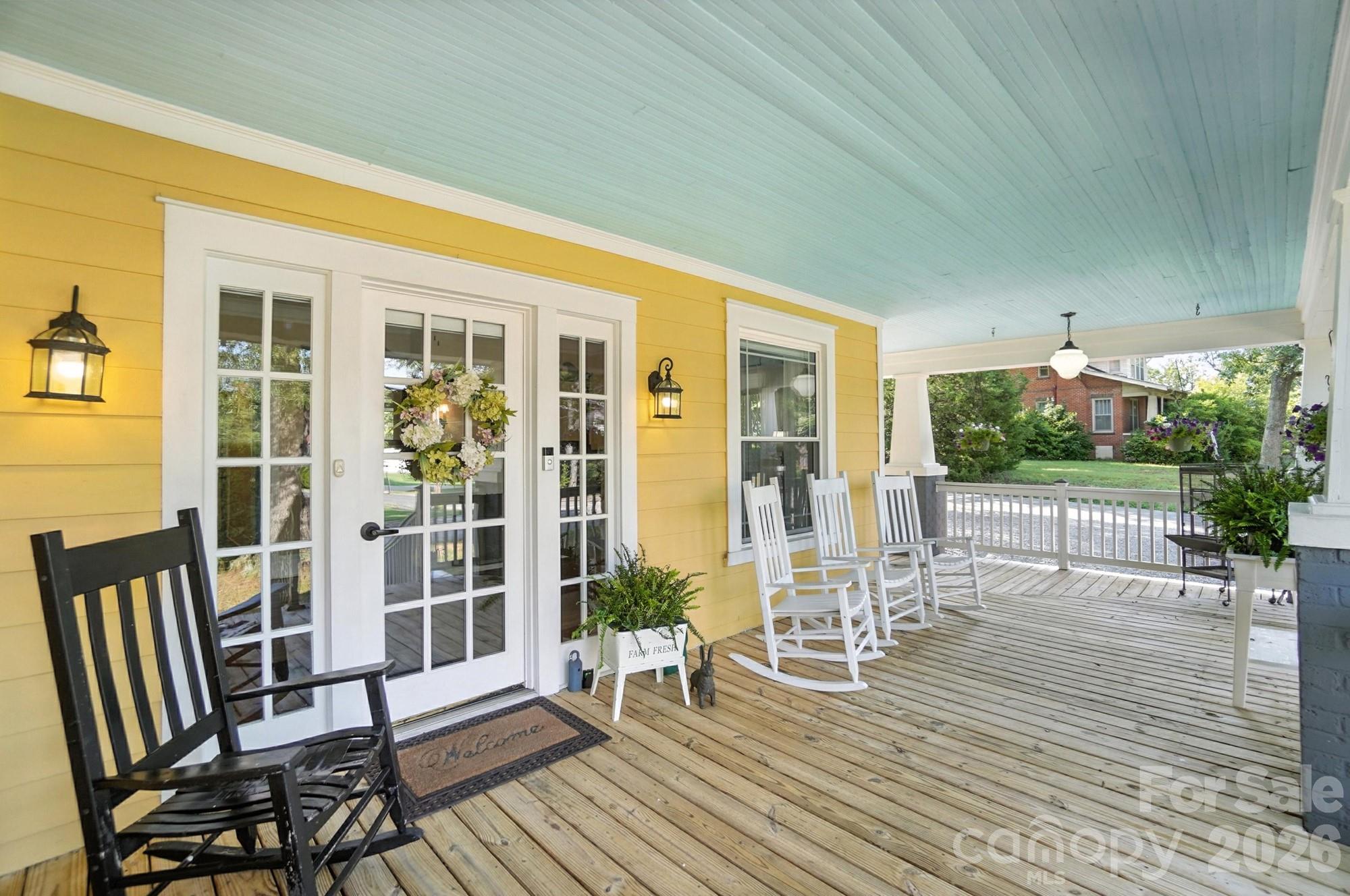 502 N Elm Street — Marshville