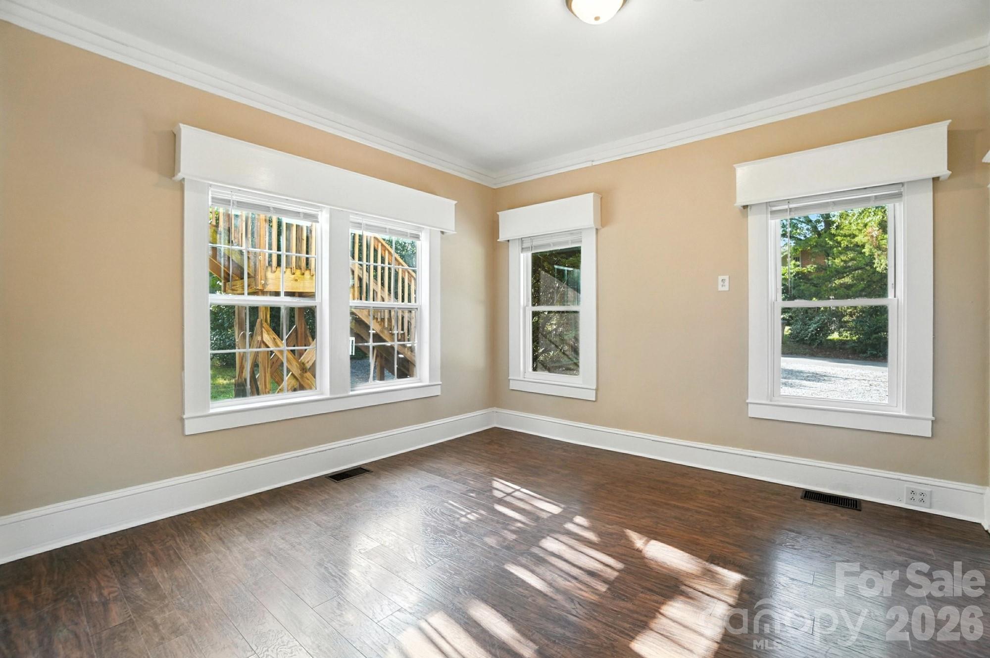 502 N Elm Street — Marshville