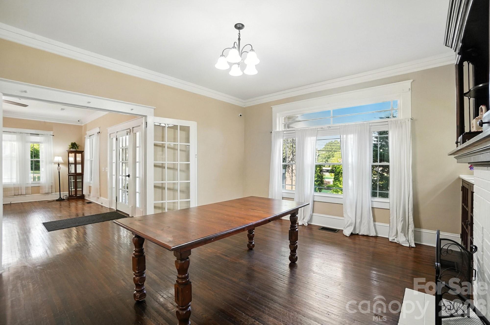 502 N Elm Street — Marshville