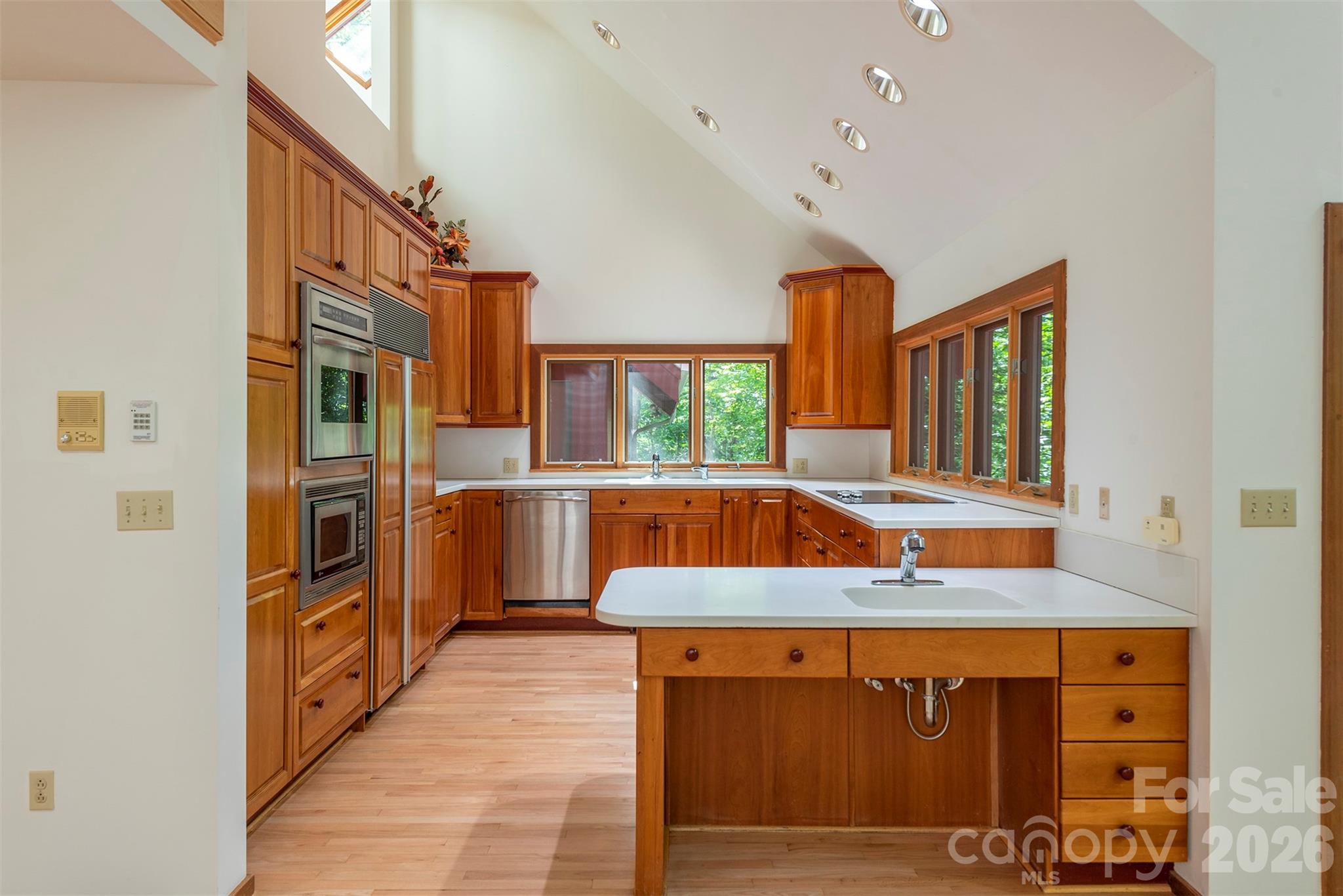 7 Winding Poplar Road — Black Mountain
