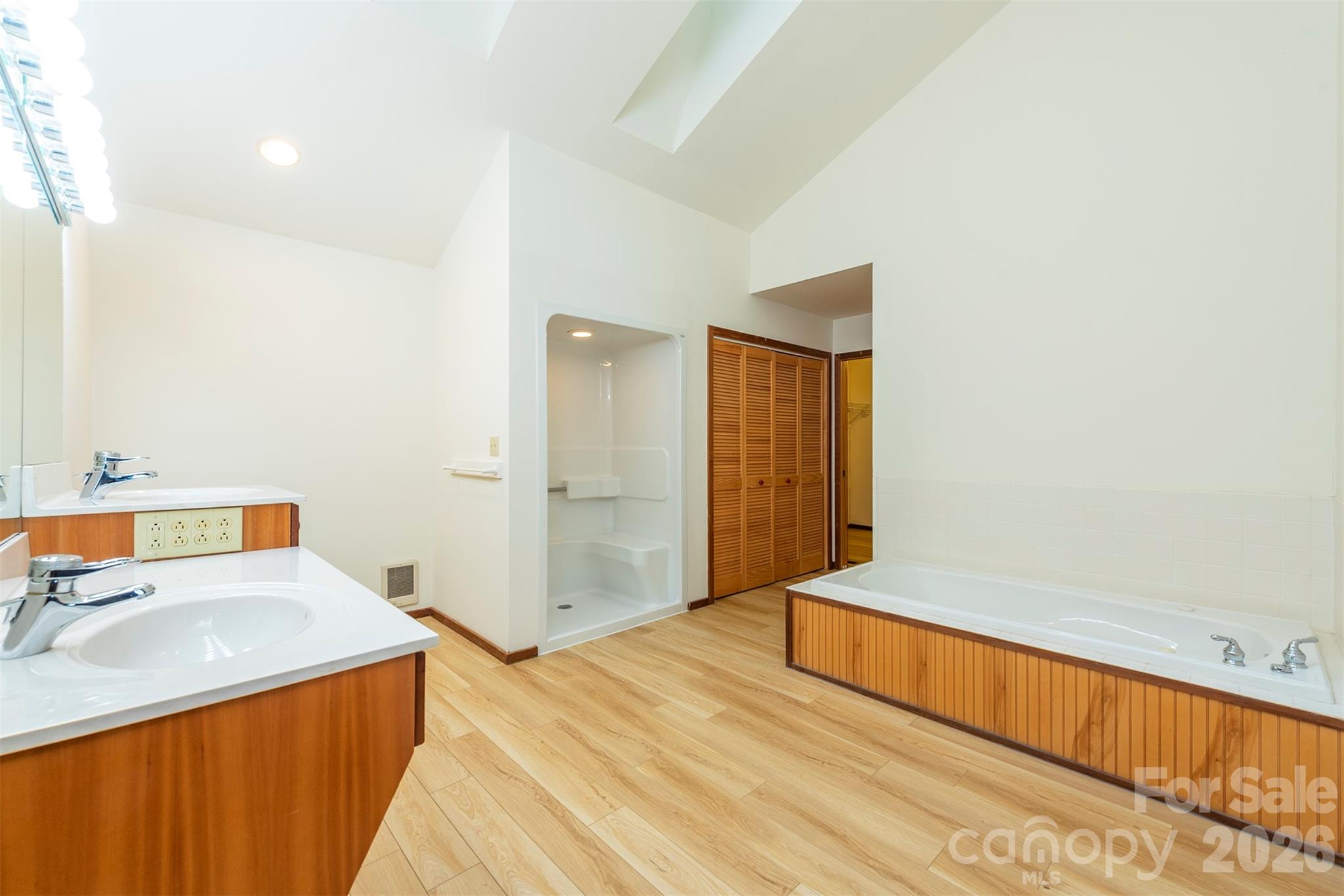 7 Winding Poplar Road — Black Mountain