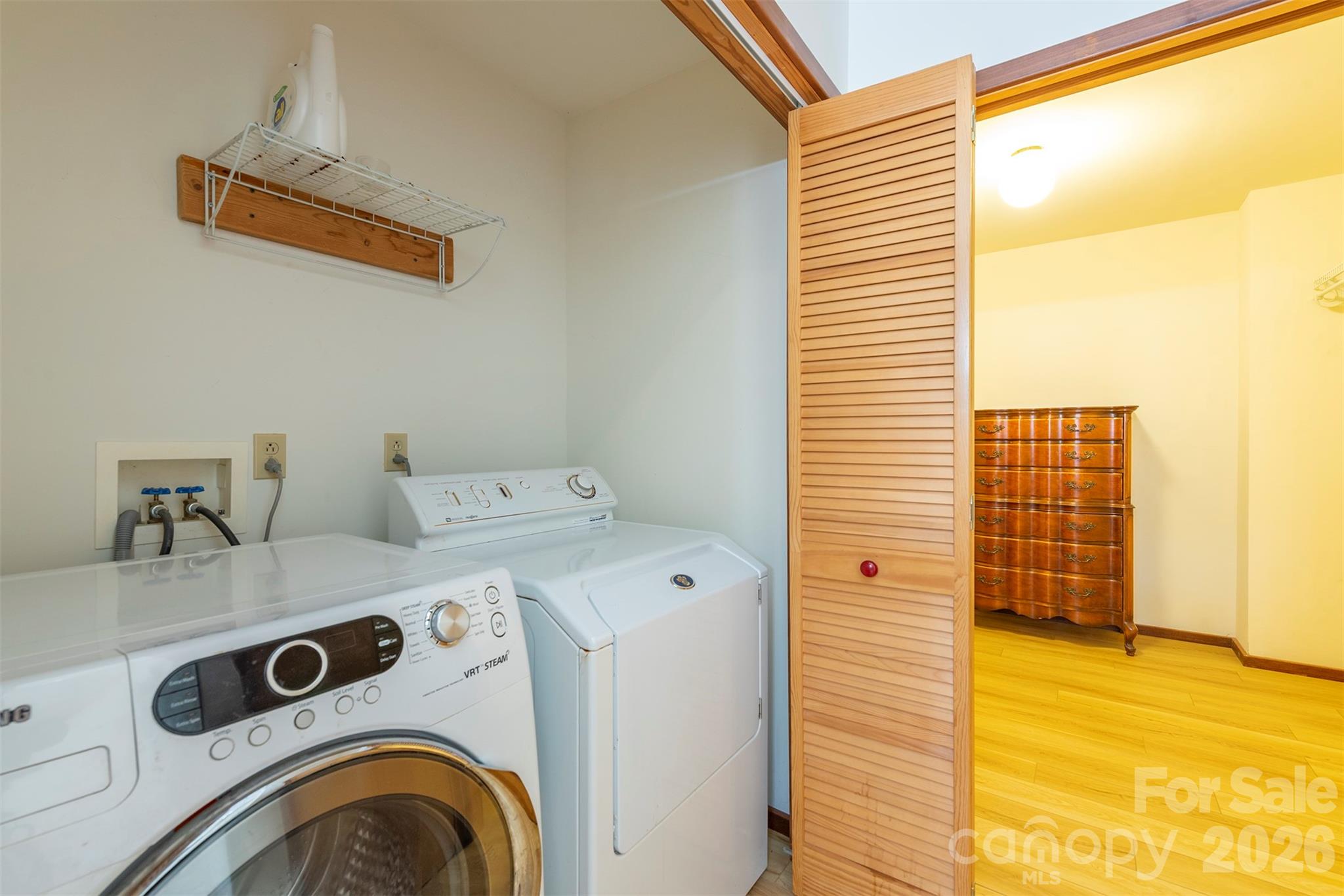 7 Winding Poplar Road — Black Mountain