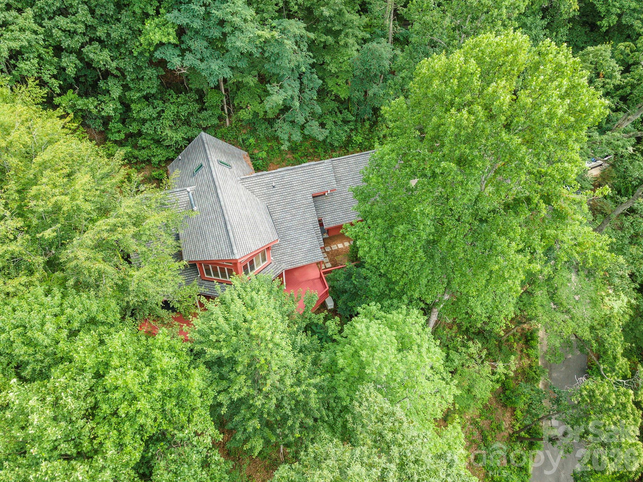 7 Winding Poplar Road — Black Mountain