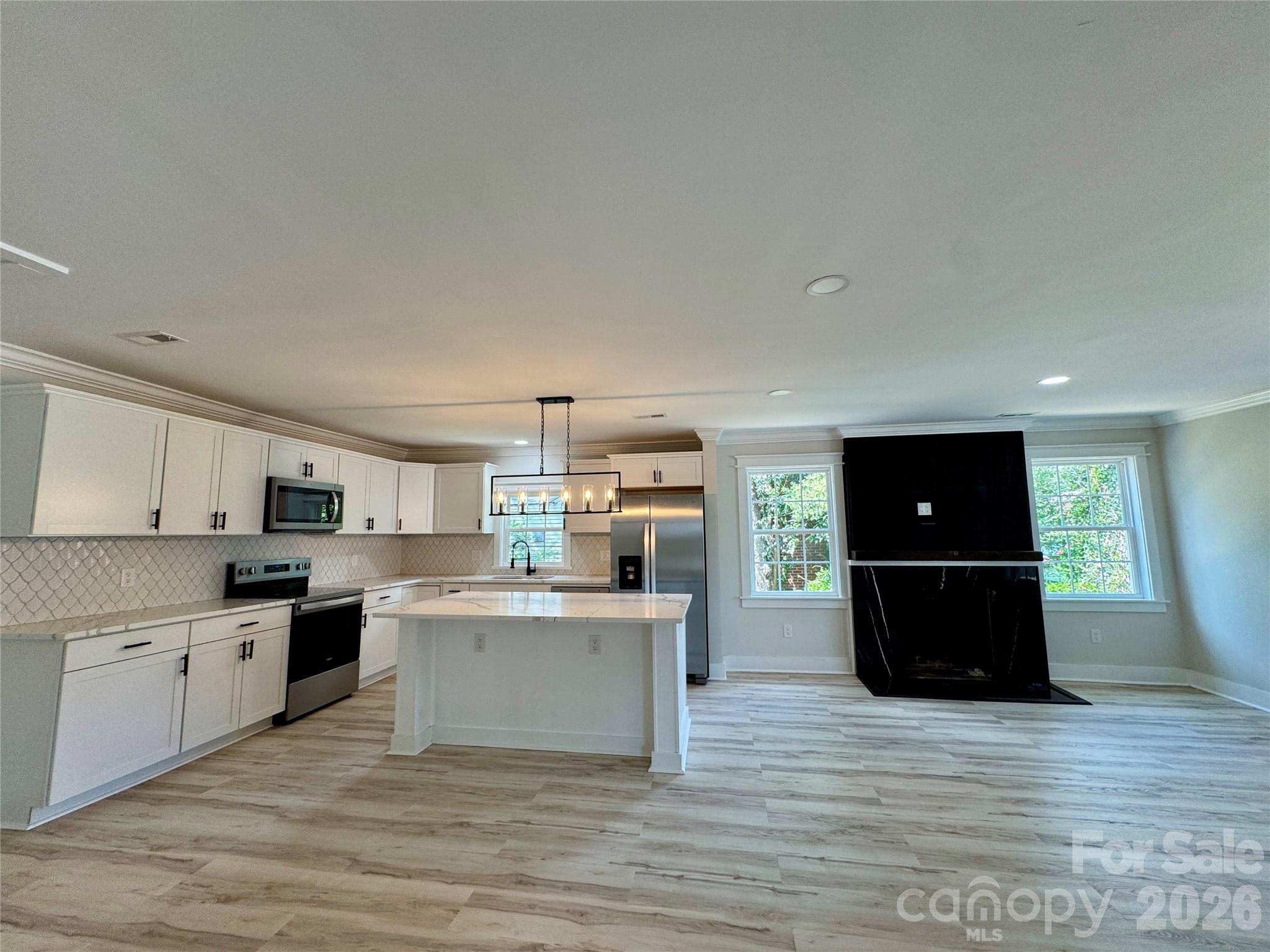 142 S Morrow Avenue — Albemarle