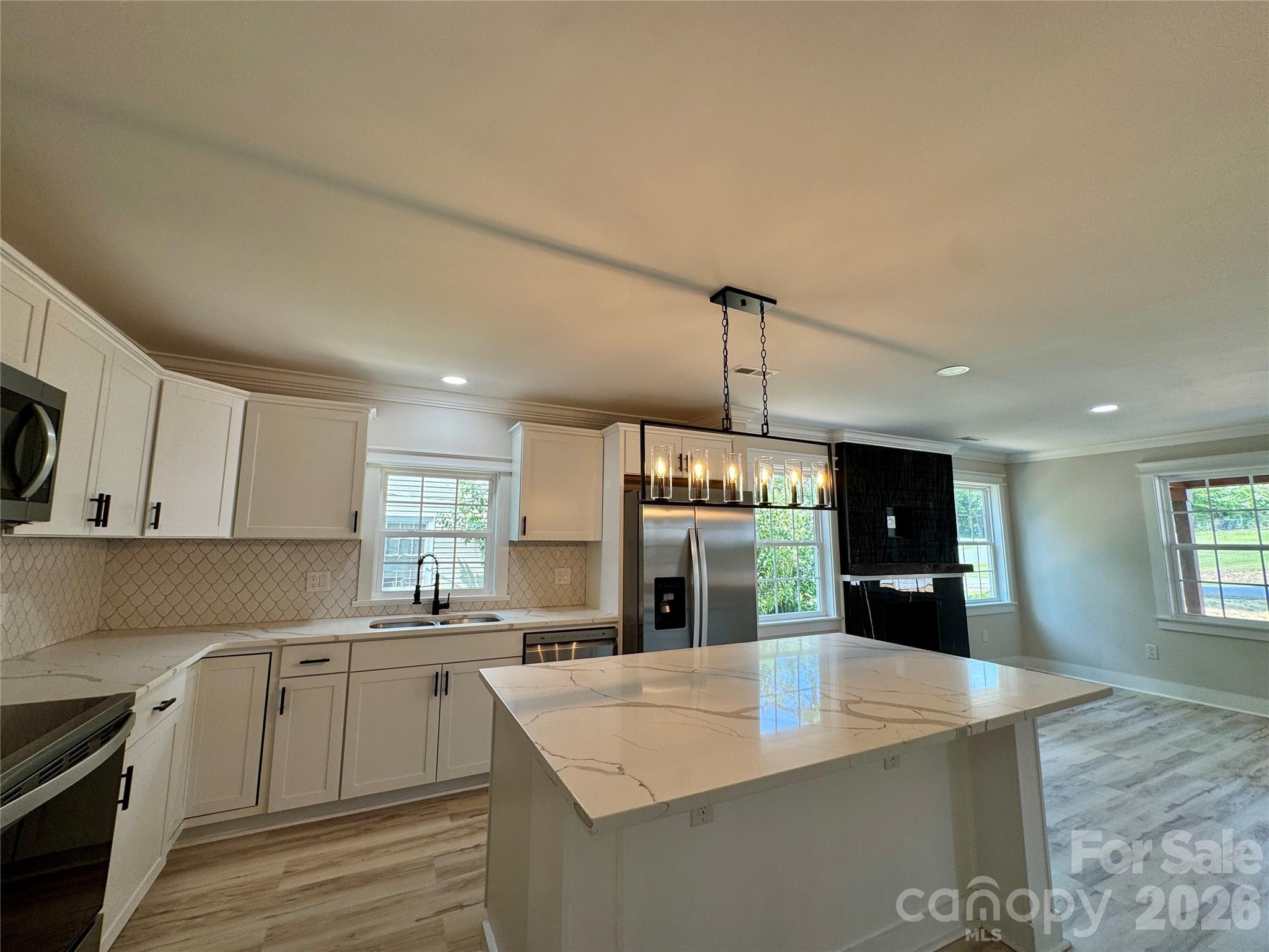 142 S Morrow Avenue — Albemarle