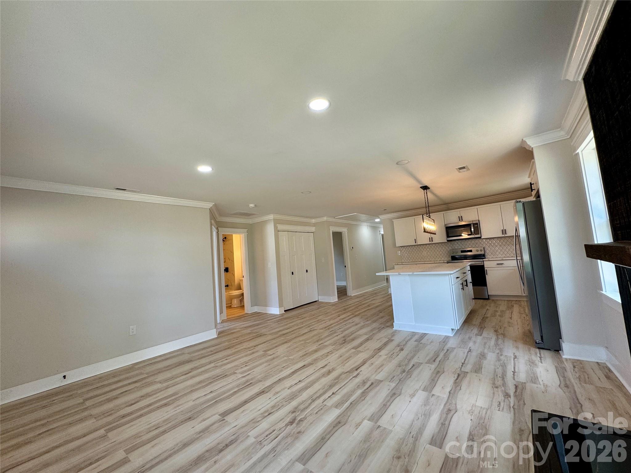 142 S Morrow Avenue — Albemarle