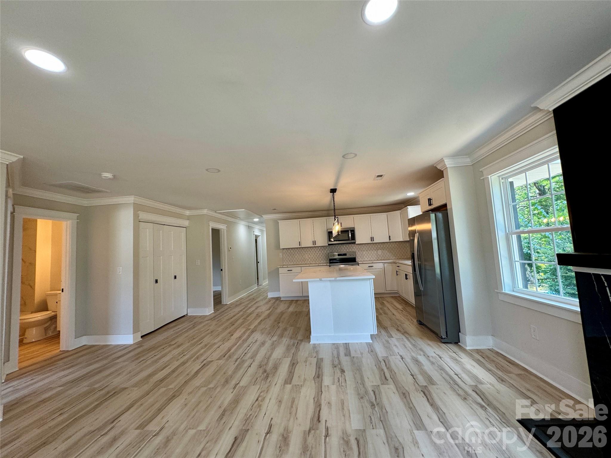 142 S Morrow Avenue — Albemarle