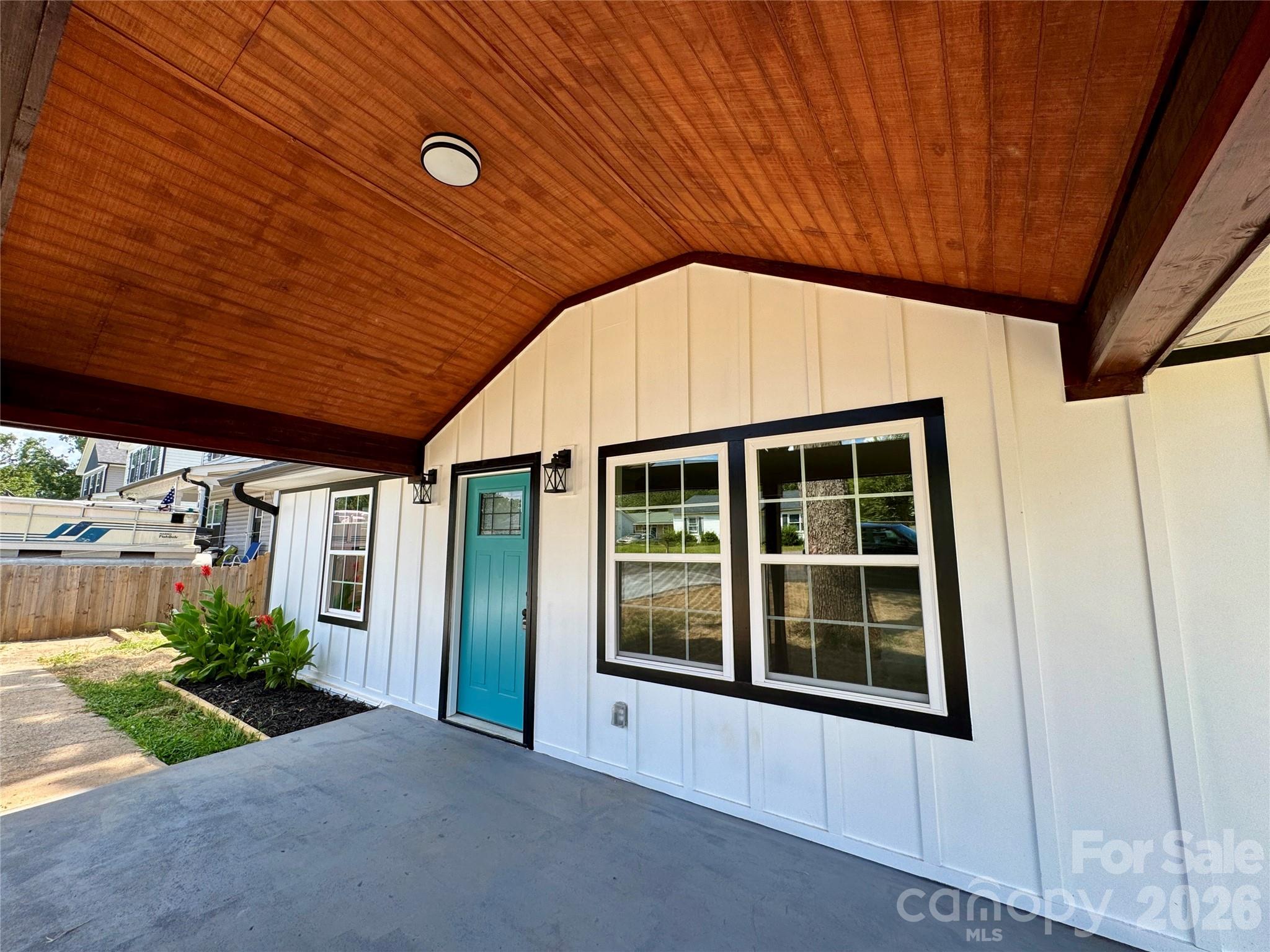 142 S Morrow Avenue — Albemarle
