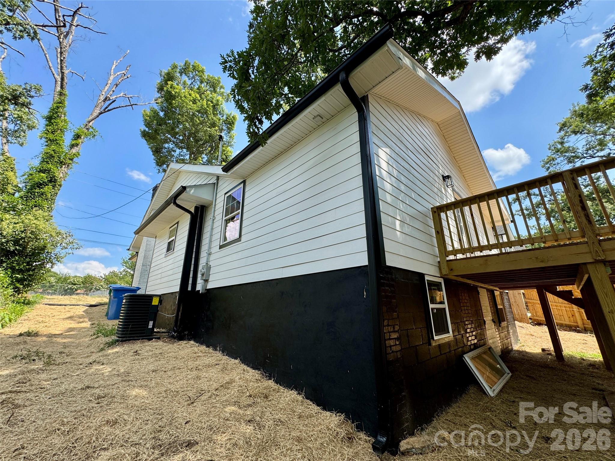 142 S Morrow Avenue — Albemarle
