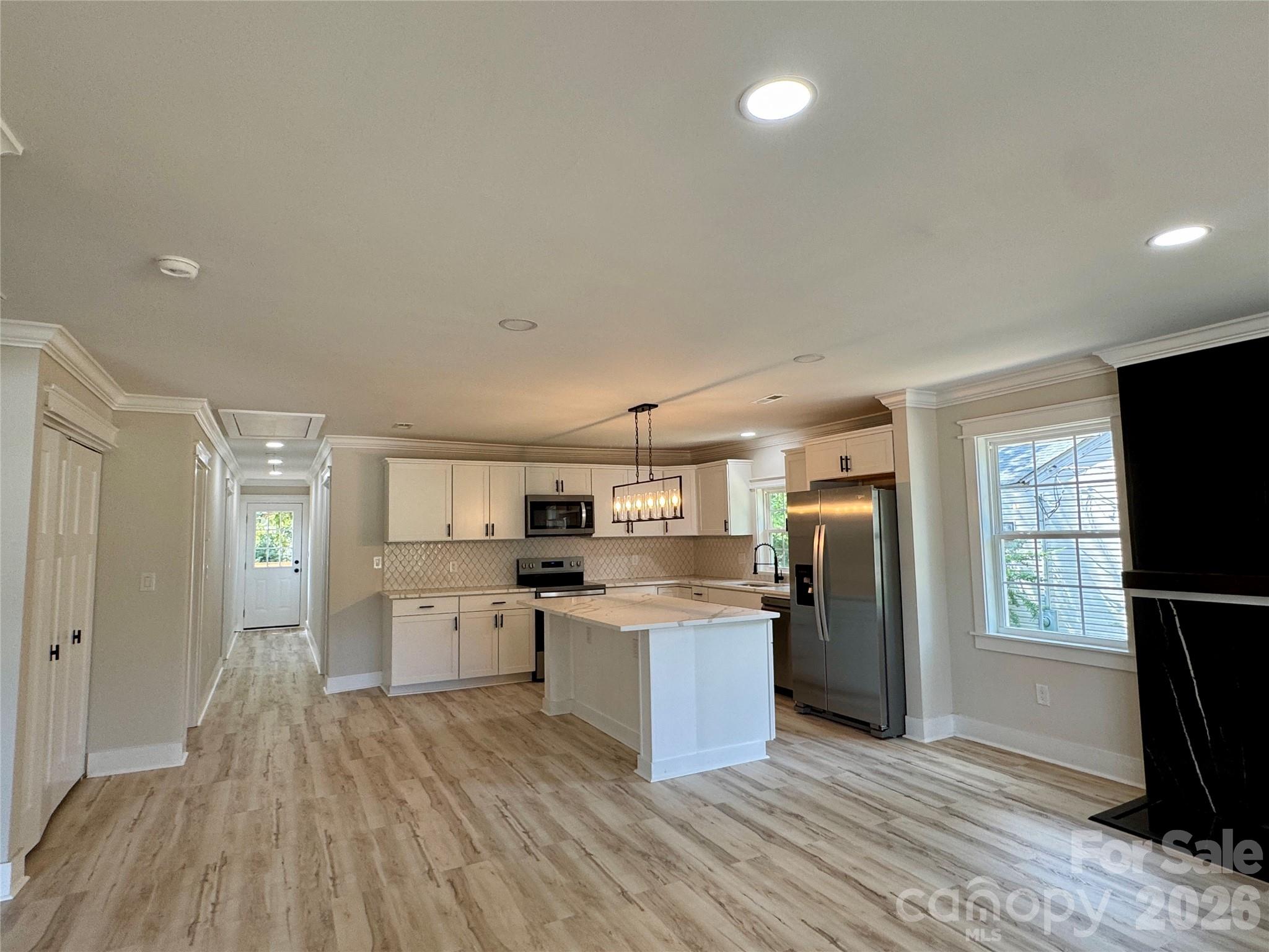 142 S Morrow Avenue — Albemarle