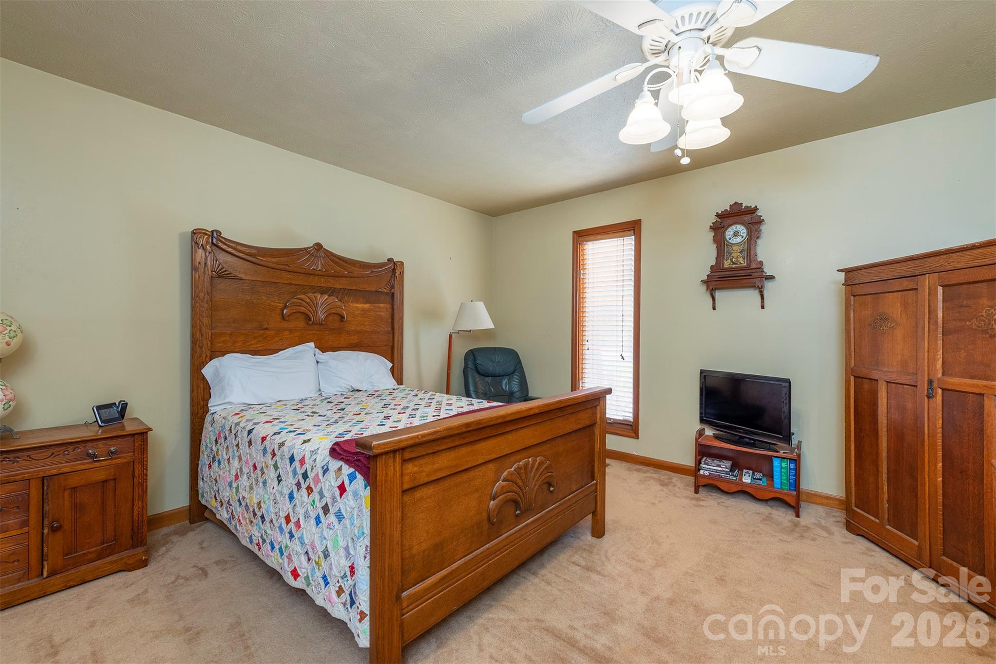 10 Chestnut Ridge Road — Mills River