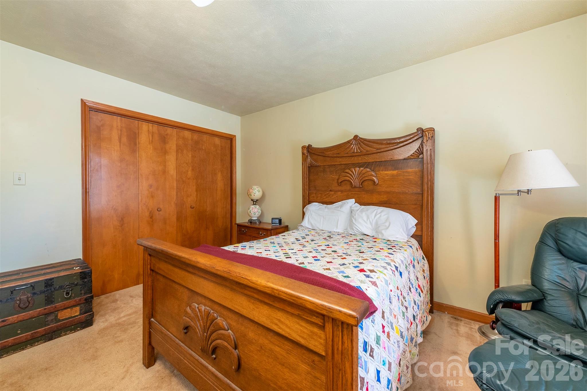 10 Chestnut Ridge Road — Mills River