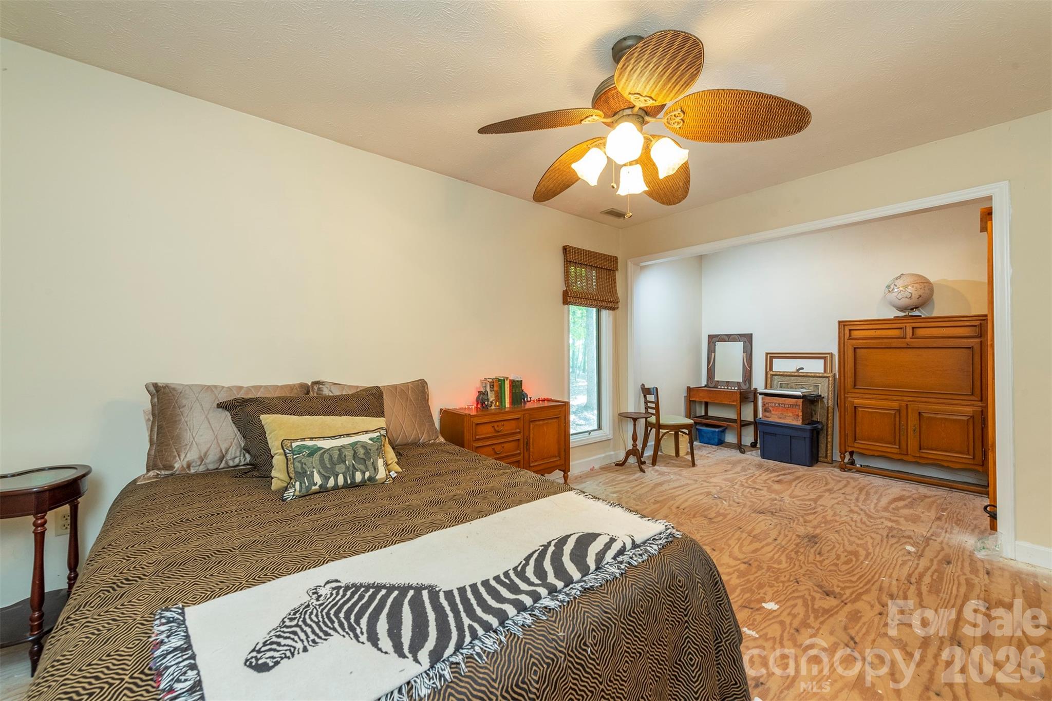 10 Chestnut Ridge Road — Mills River