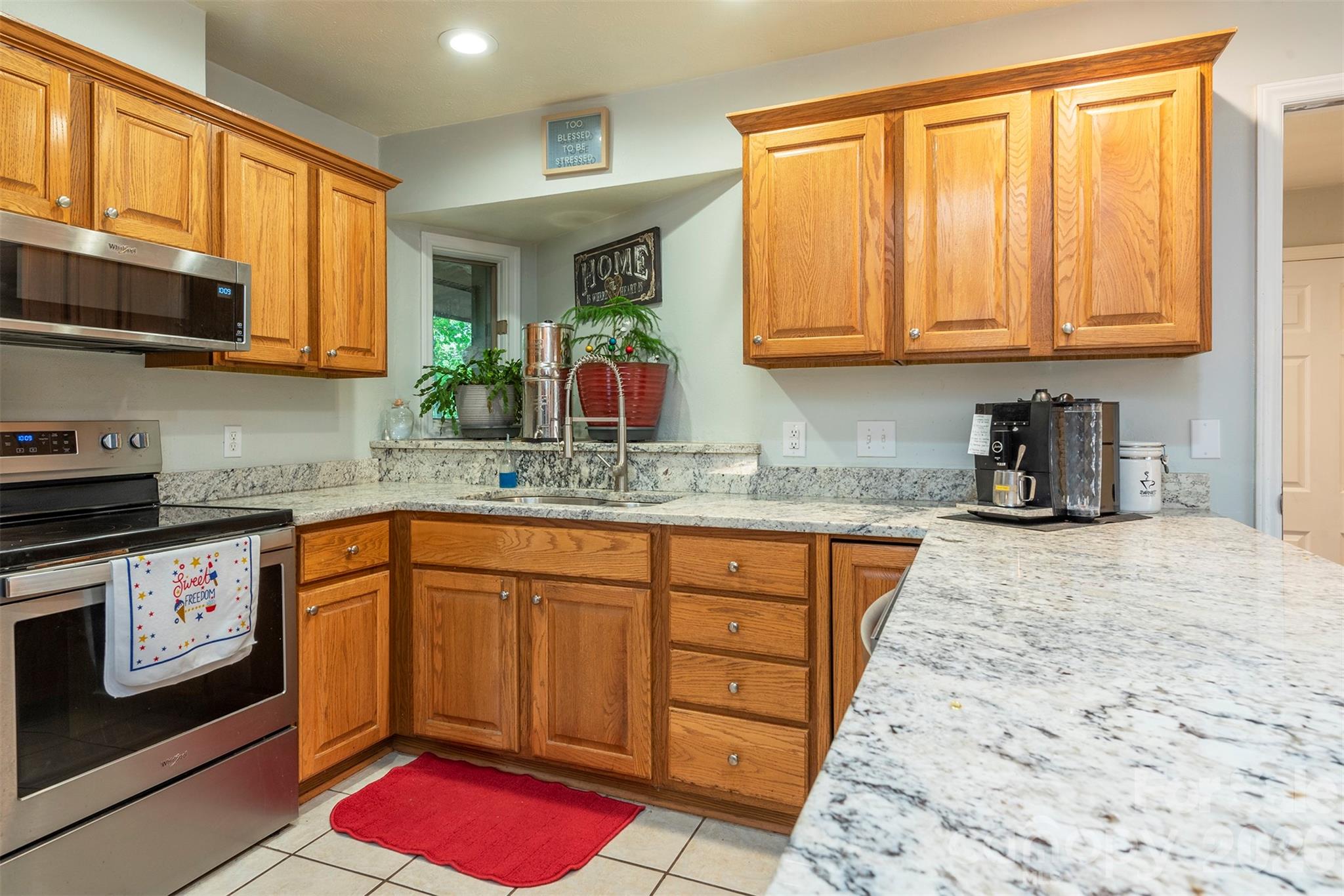 10 Chestnut Ridge Road — Mills River