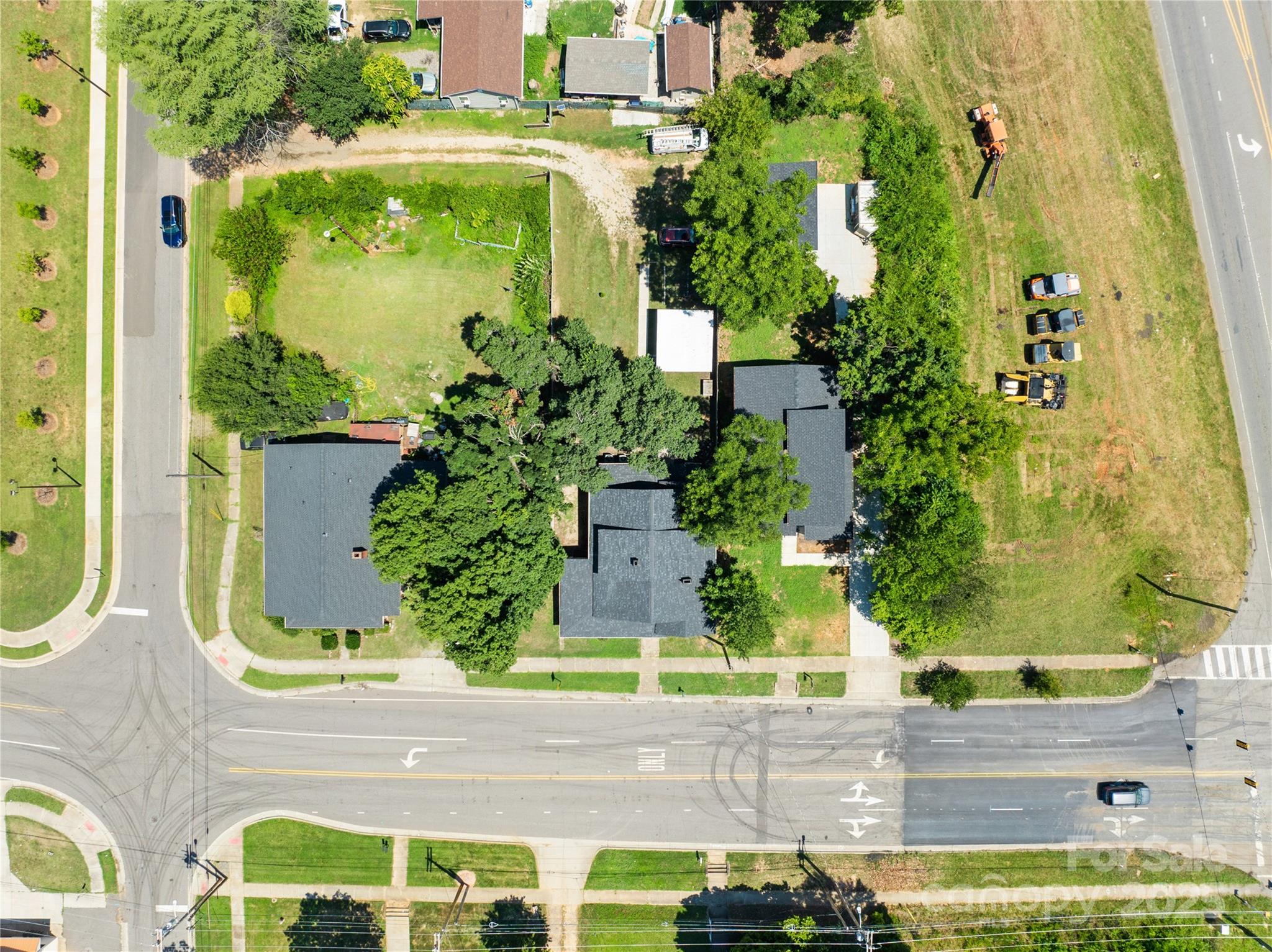 911 Wilson W Lee Boulevard — Statesville