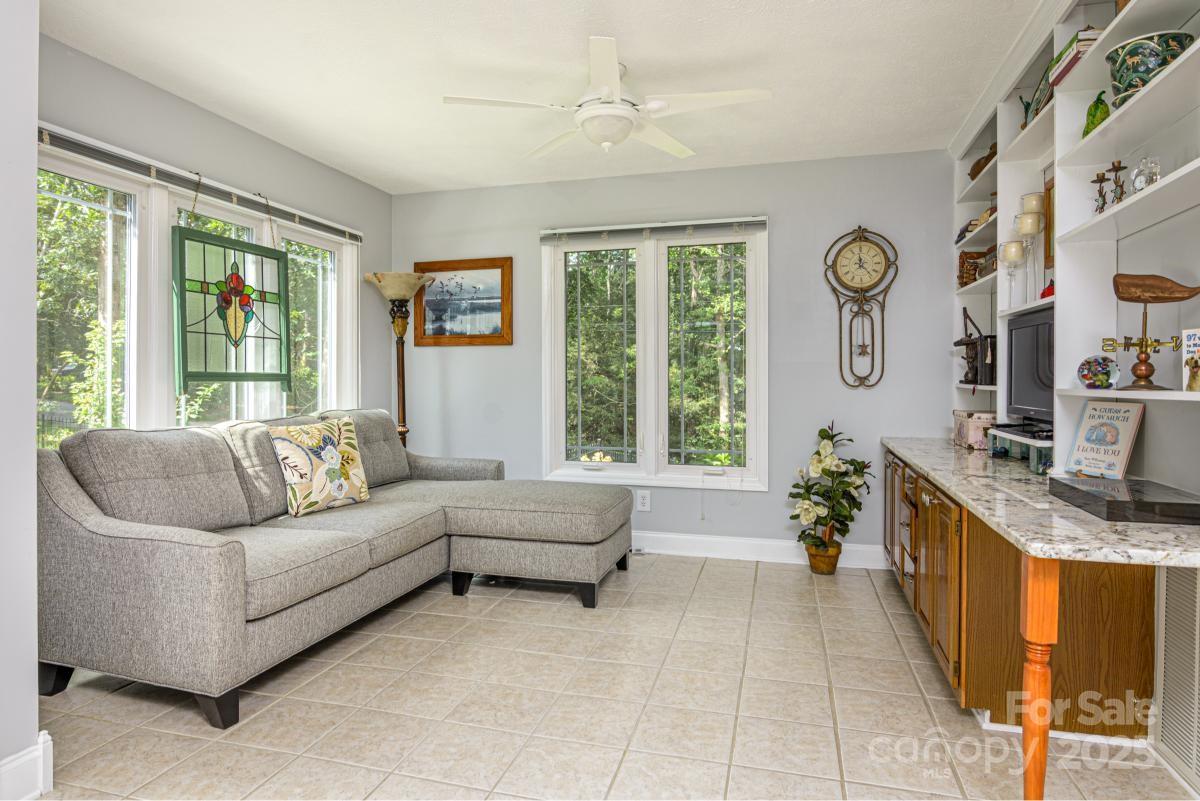 231 Kimberly Ann Drive — Hendersonville