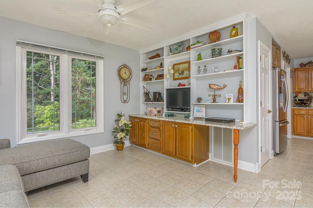 231 Kimberly Ann Drive — Hendersonville