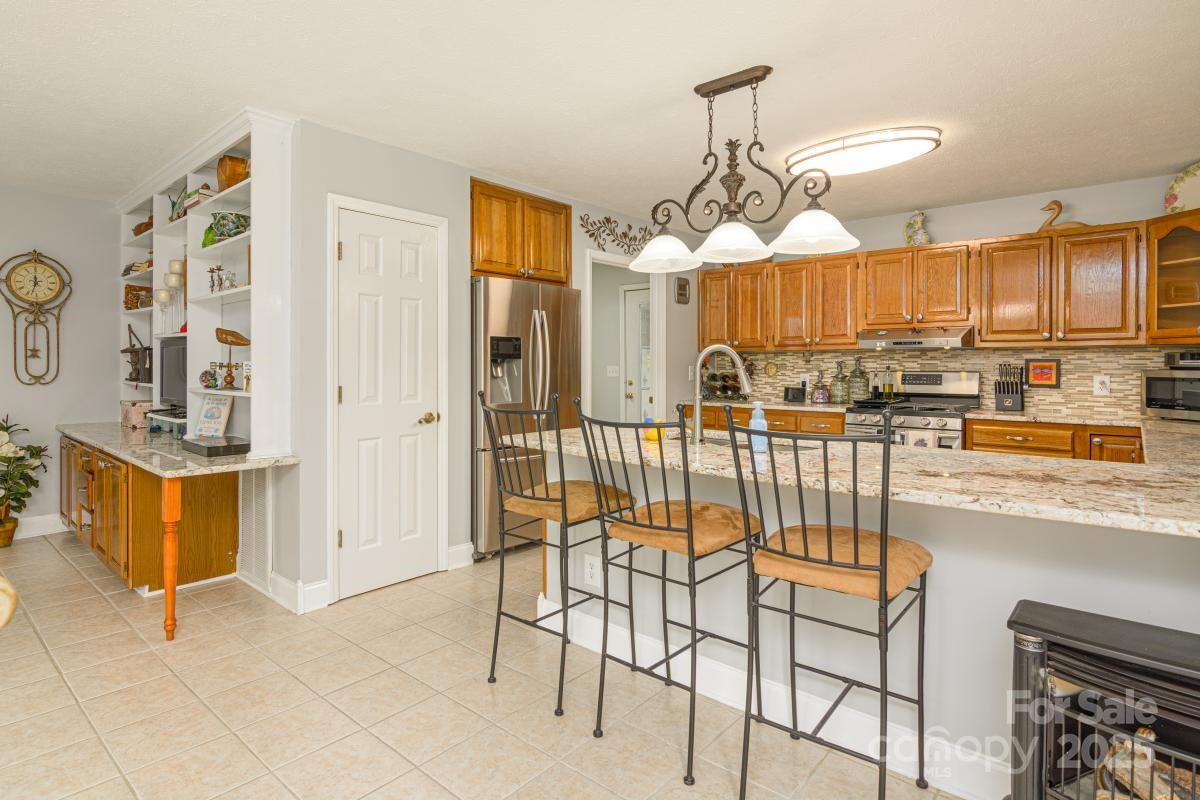 231 Kimberly Ann Drive — Hendersonville