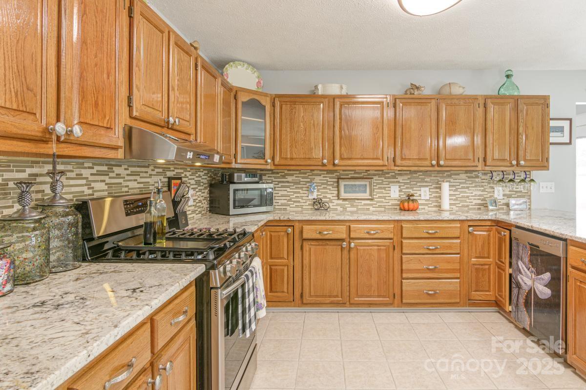 231 Kimberly Ann Drive — Hendersonville