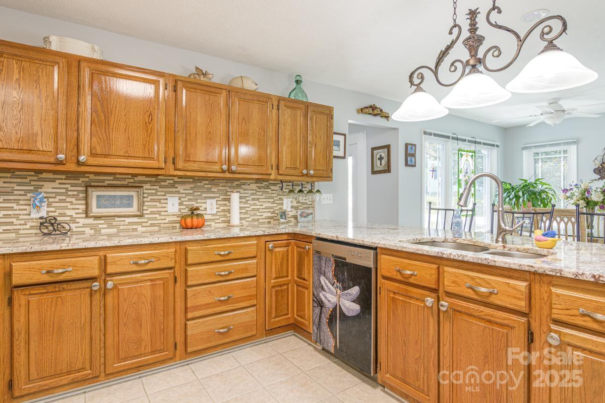 231 Kimberly Ann Drive — Hendersonville