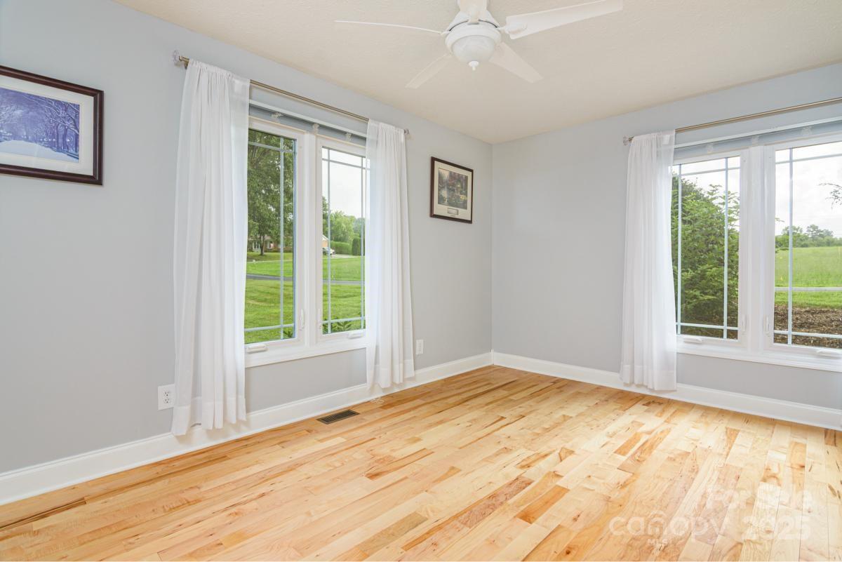 231 Kimberly Ann Drive — Hendersonville