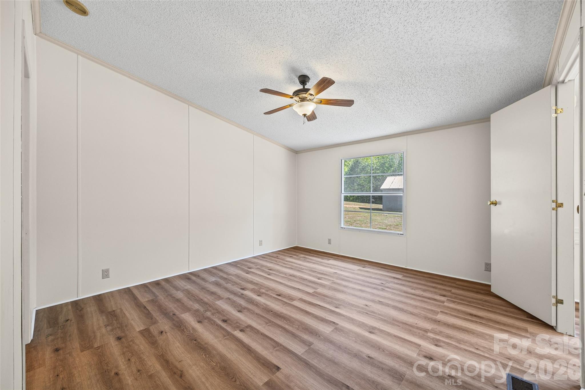 953 Bollinger Pond Drive — Clover
