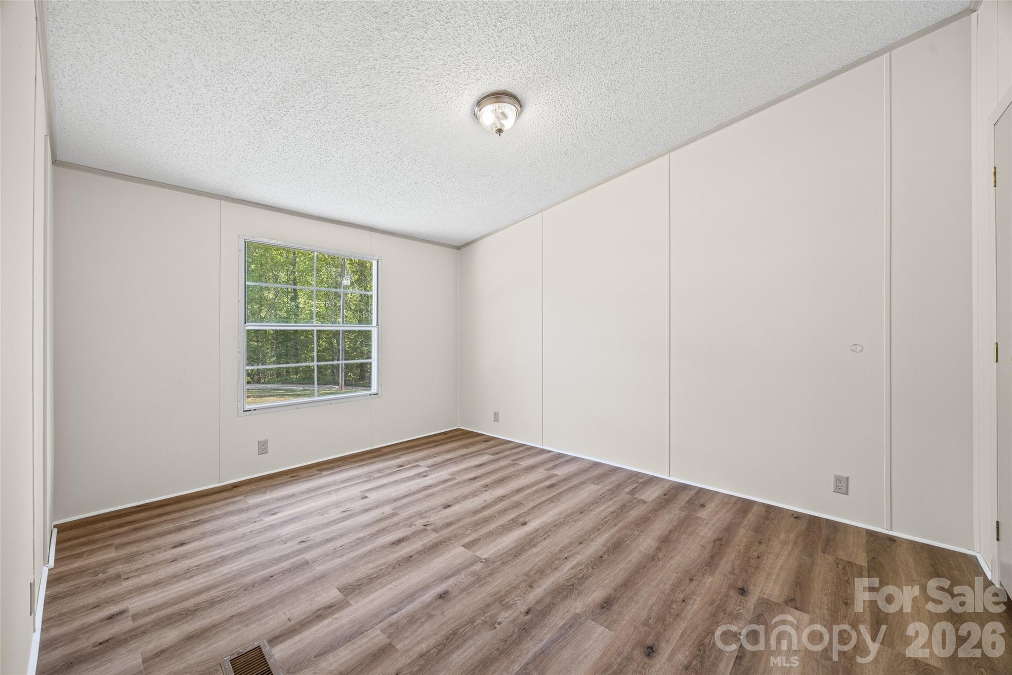 953 Bollinger Pond Drive — Clover