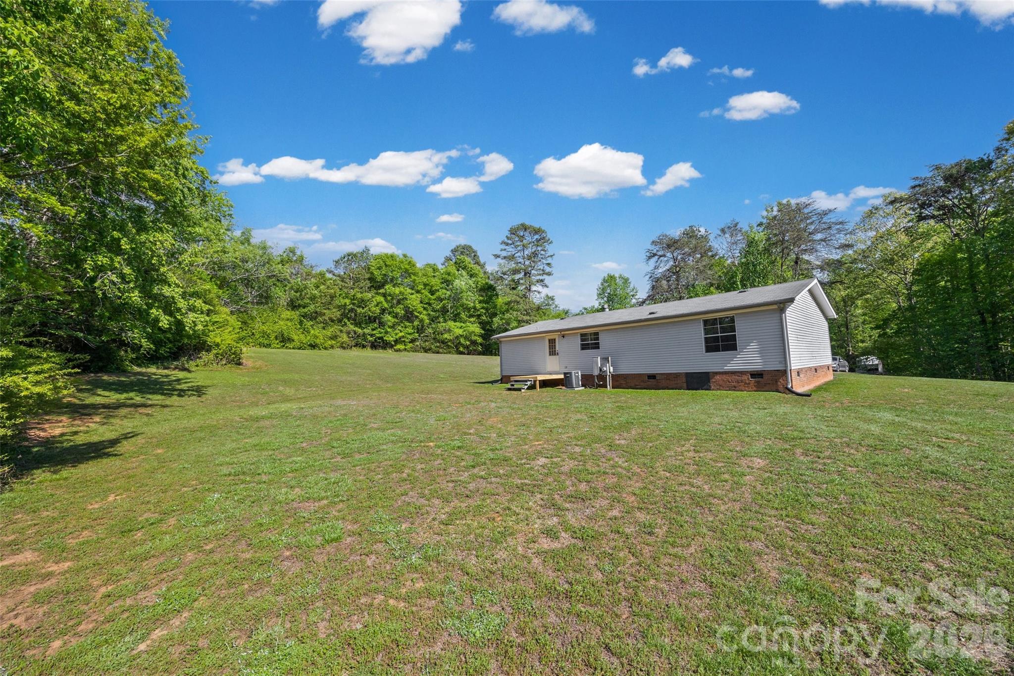 953 Bollinger Pond Drive — Clover