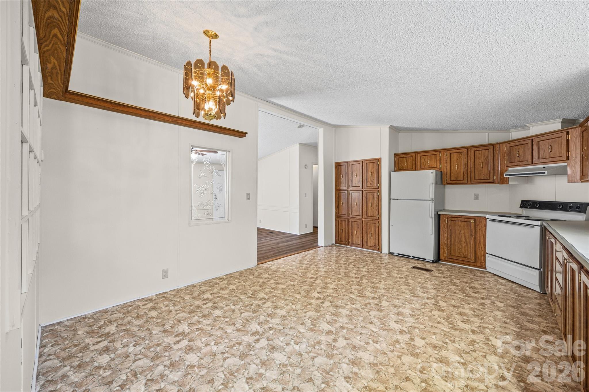 953 Bollinger Pond Drive — Clover