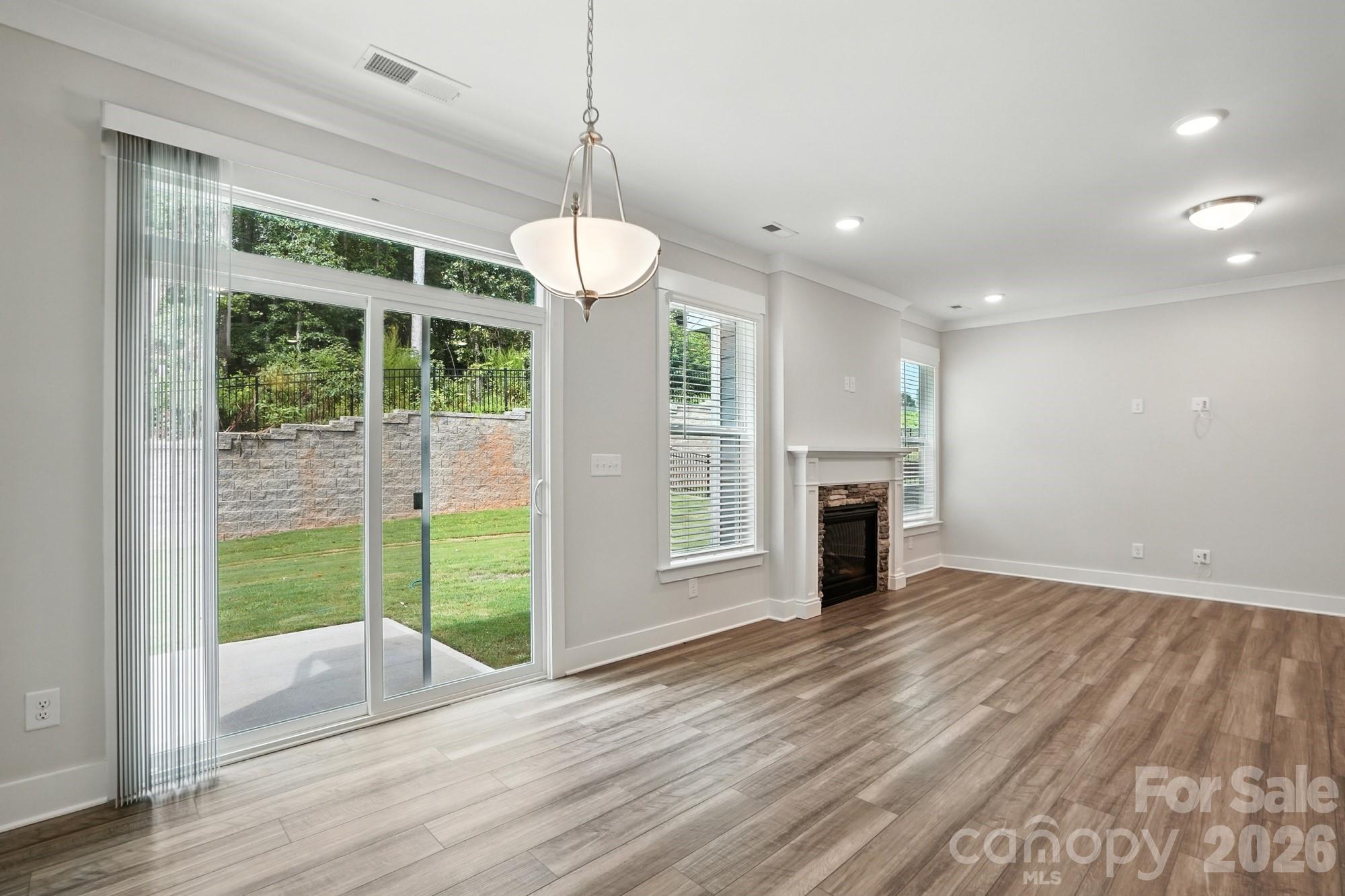 138 Prestwick Way — Mooresville