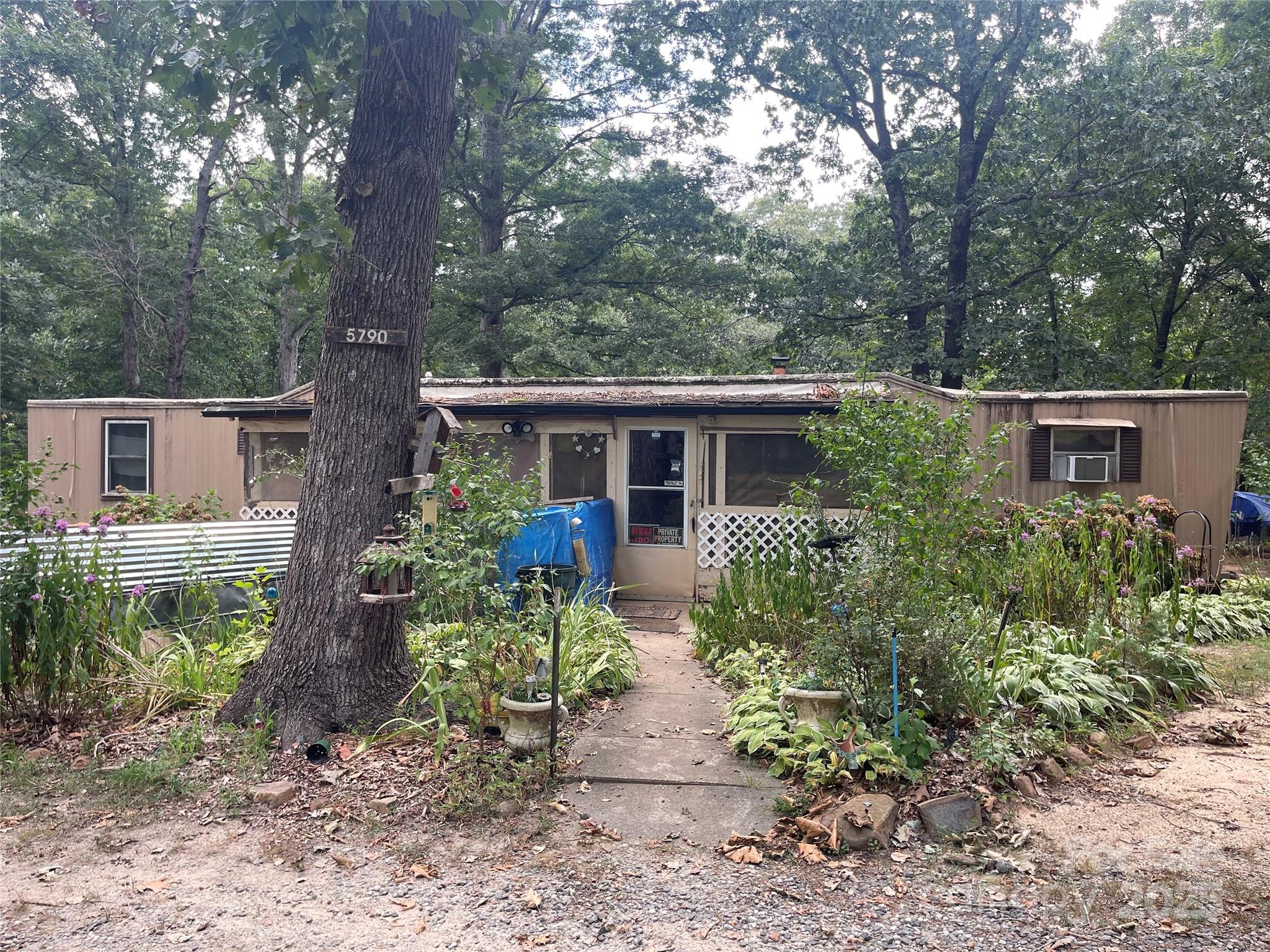 5790 Summer Lane — Cherryville