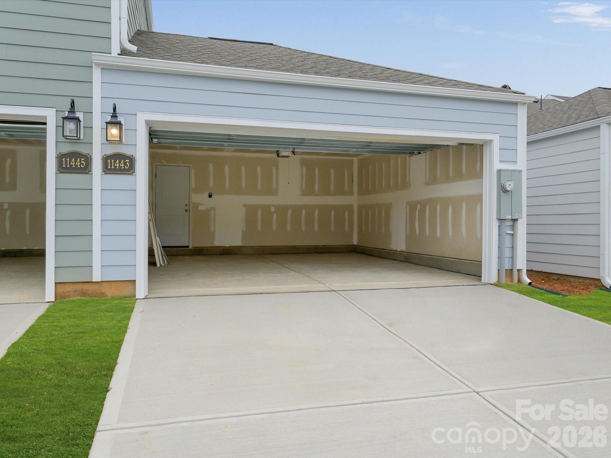 11443 Prosperity Church Road — Huntersville