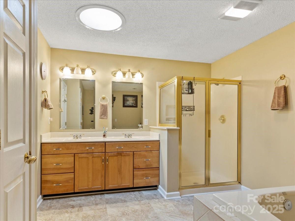 23 Dvga Court — Brevard