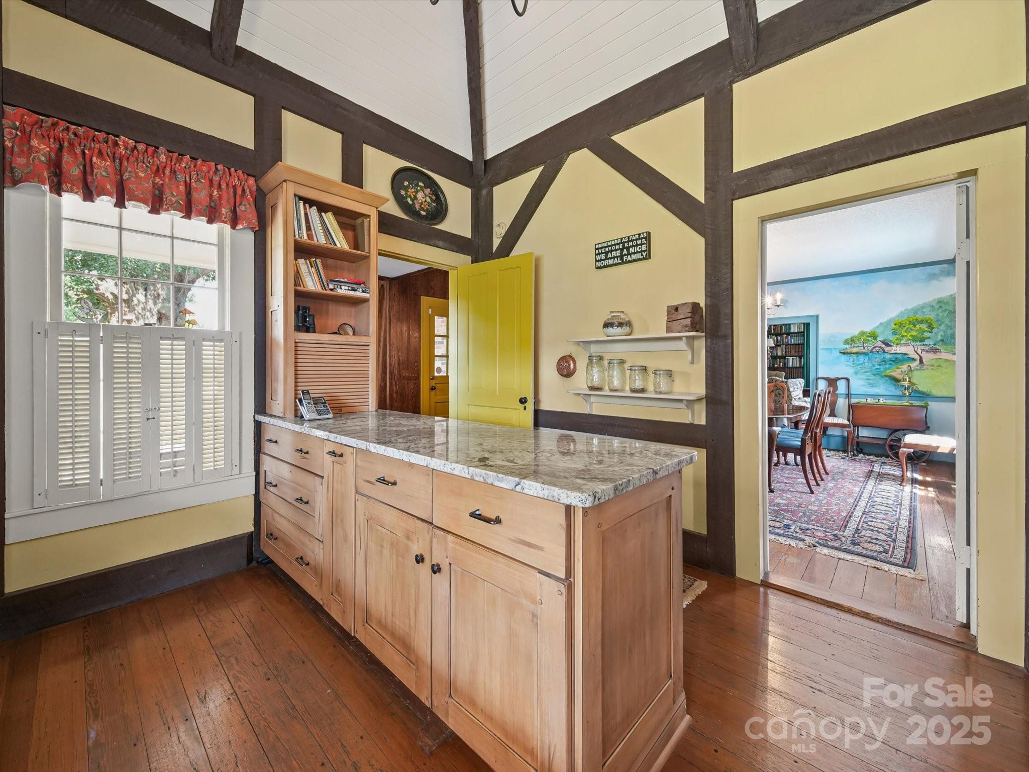 16801 Randalls Ferry Road — Norwood