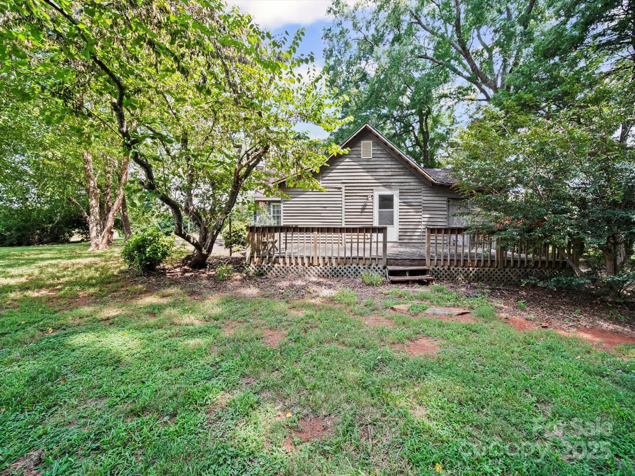 16801 Randalls Ferry Road — Norwood