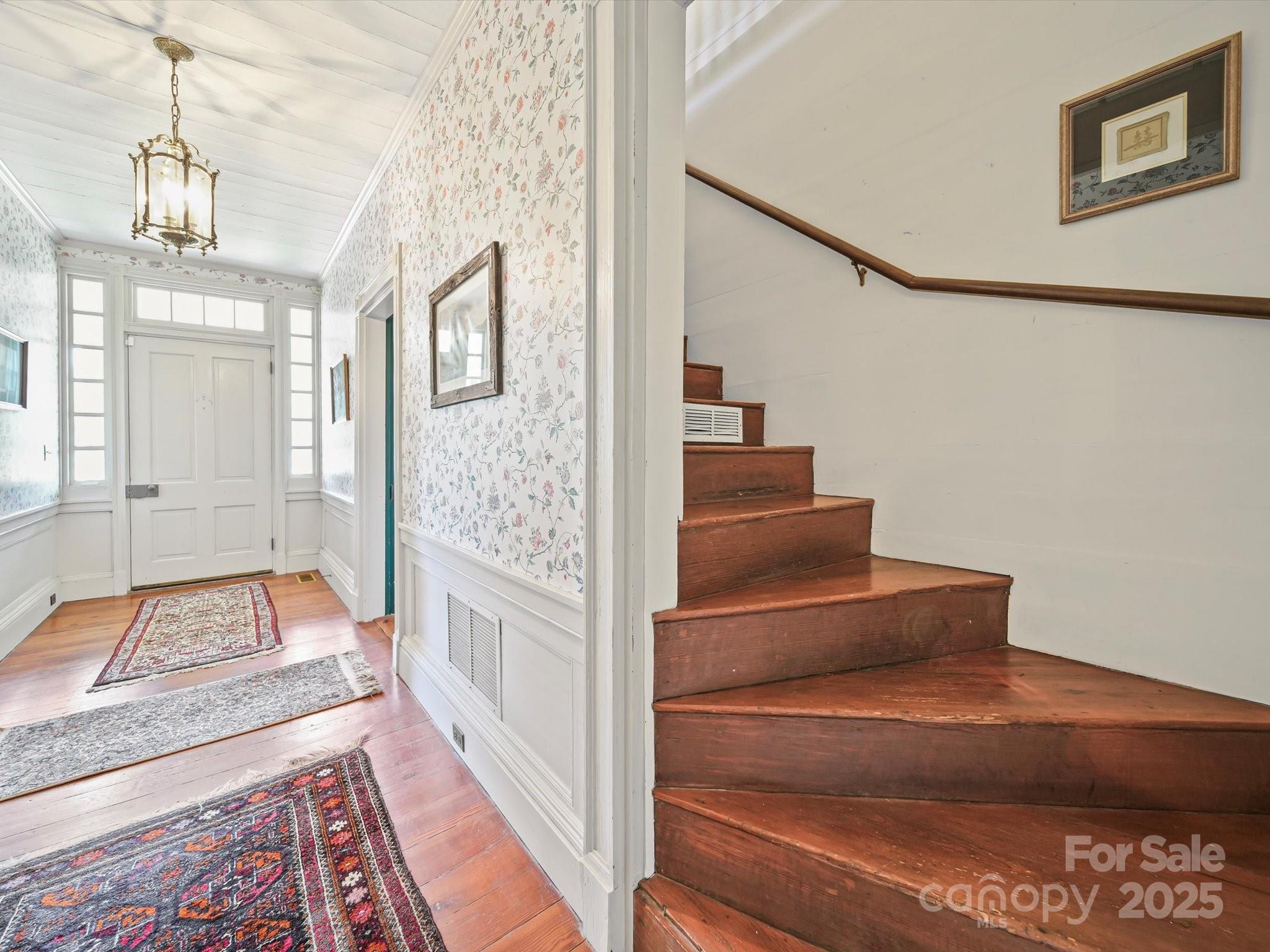 16801 Randalls Ferry Road — Norwood