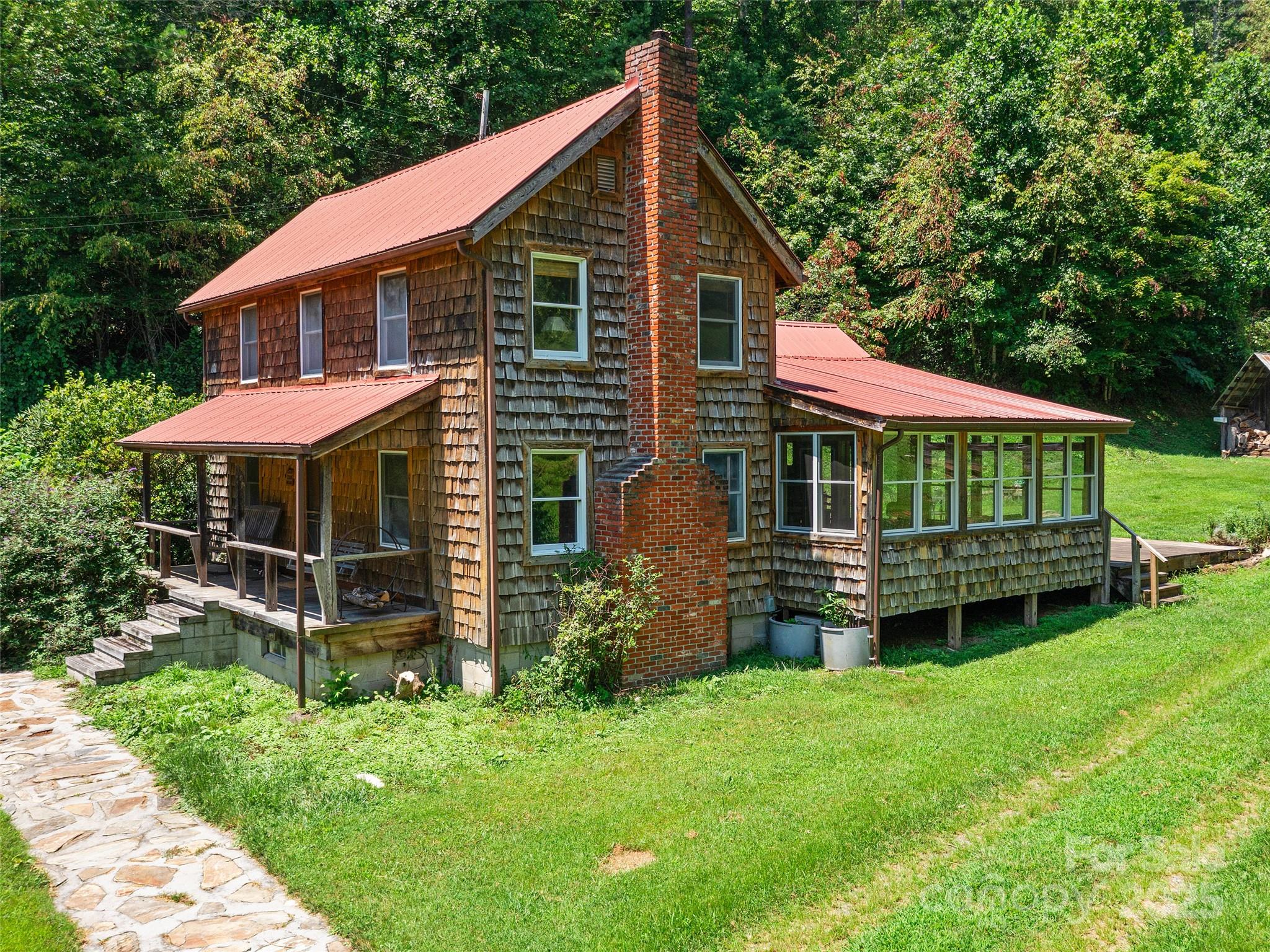 9065 NC 63 Highway — Leicester