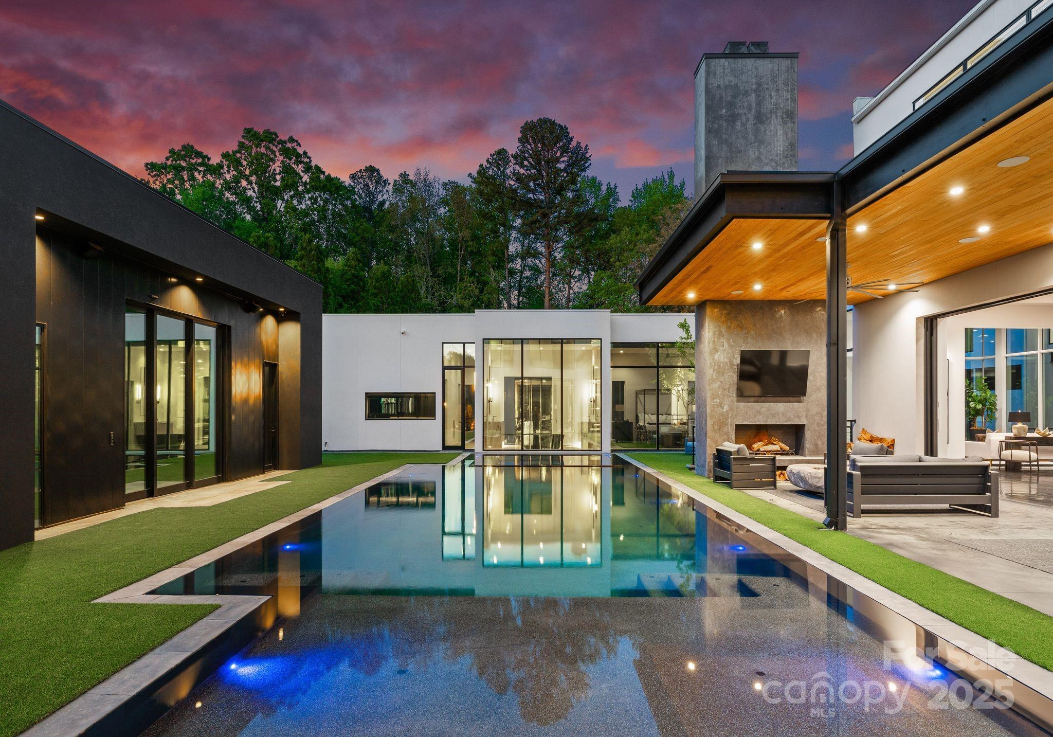 4817 Carmel Park Drive — Charlotte